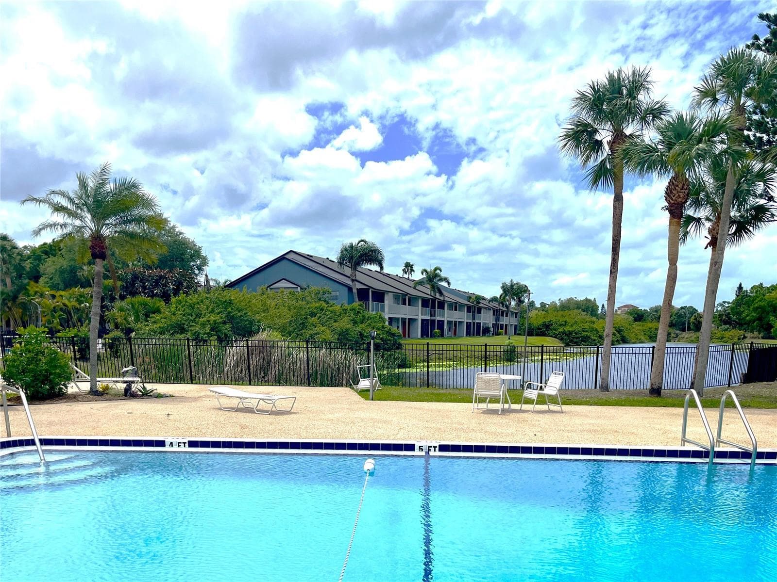 Condominium at 2724 HIDDEN LAKE BLVD #A, SARASOTA, photo 3 of 40