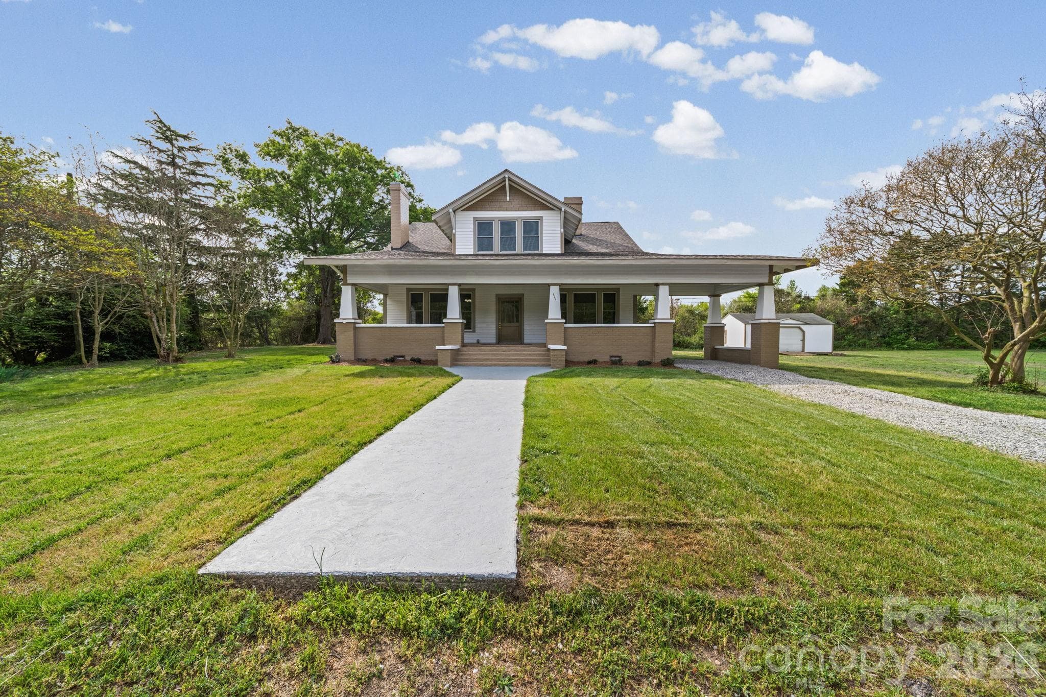 Single Family Residence at 511 W Passaic Street, Peachland, photo 3 of 47