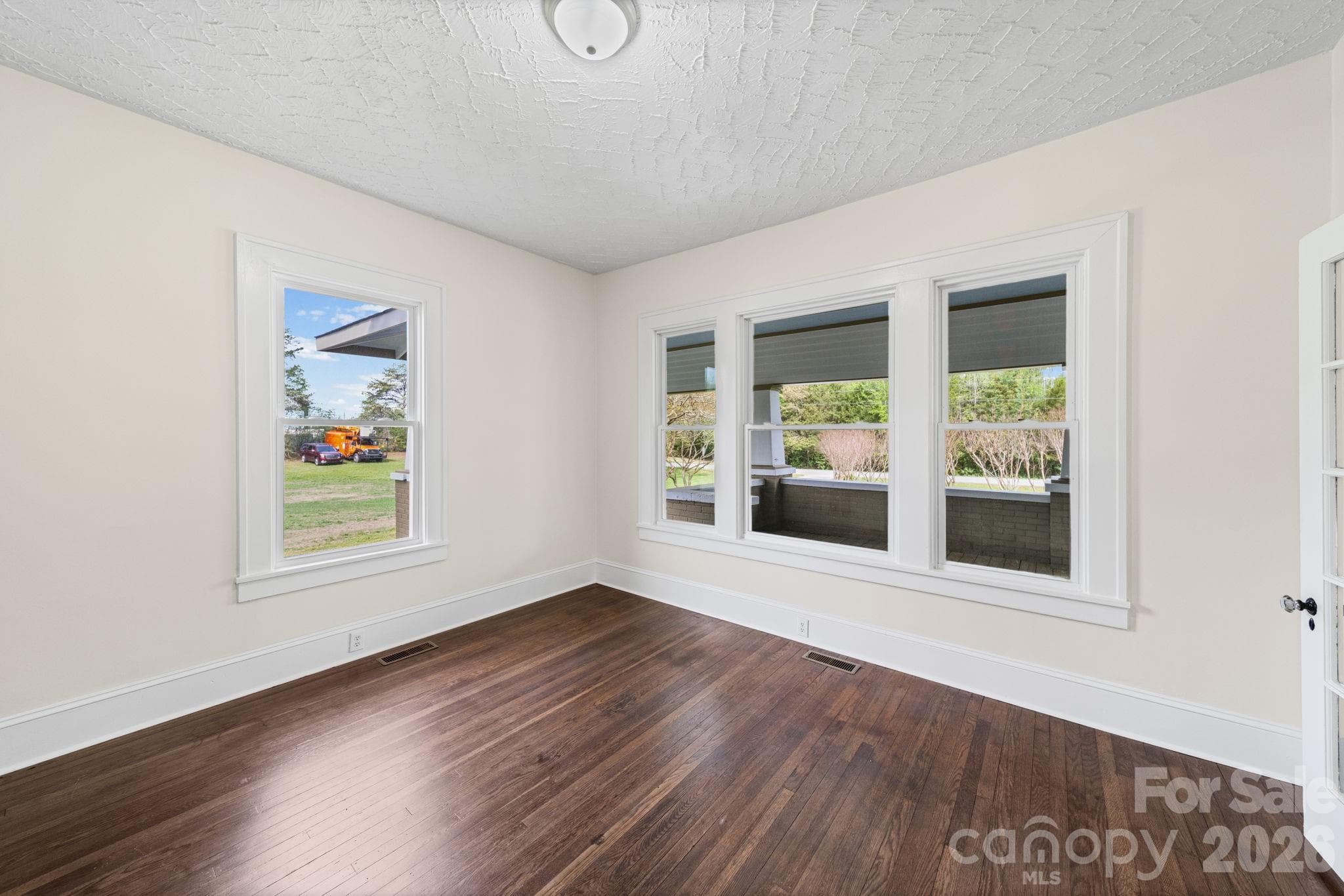 Single Family Residence at 511 W Passaic Street, Peachland, photo 35 of 47