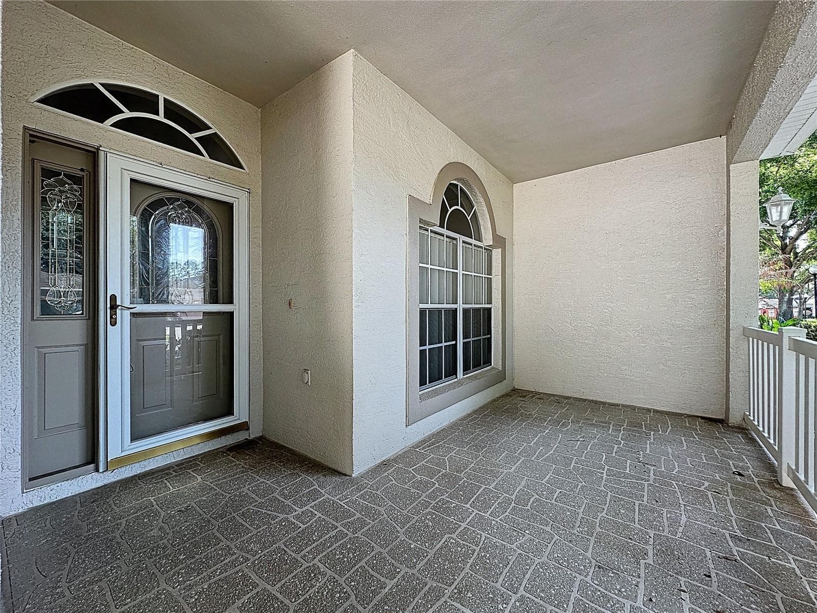 Front Porch - 2308 TWICKINGHAM CT, CLERMONT
