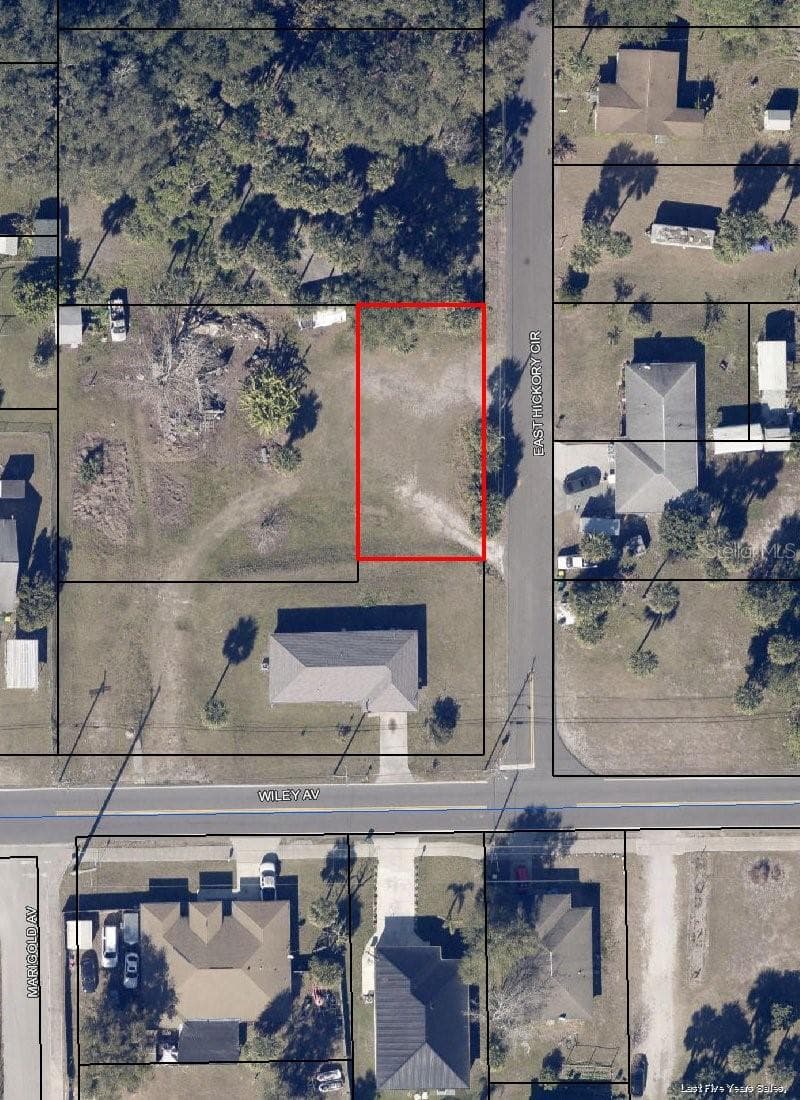 0000 HICKORY CIR