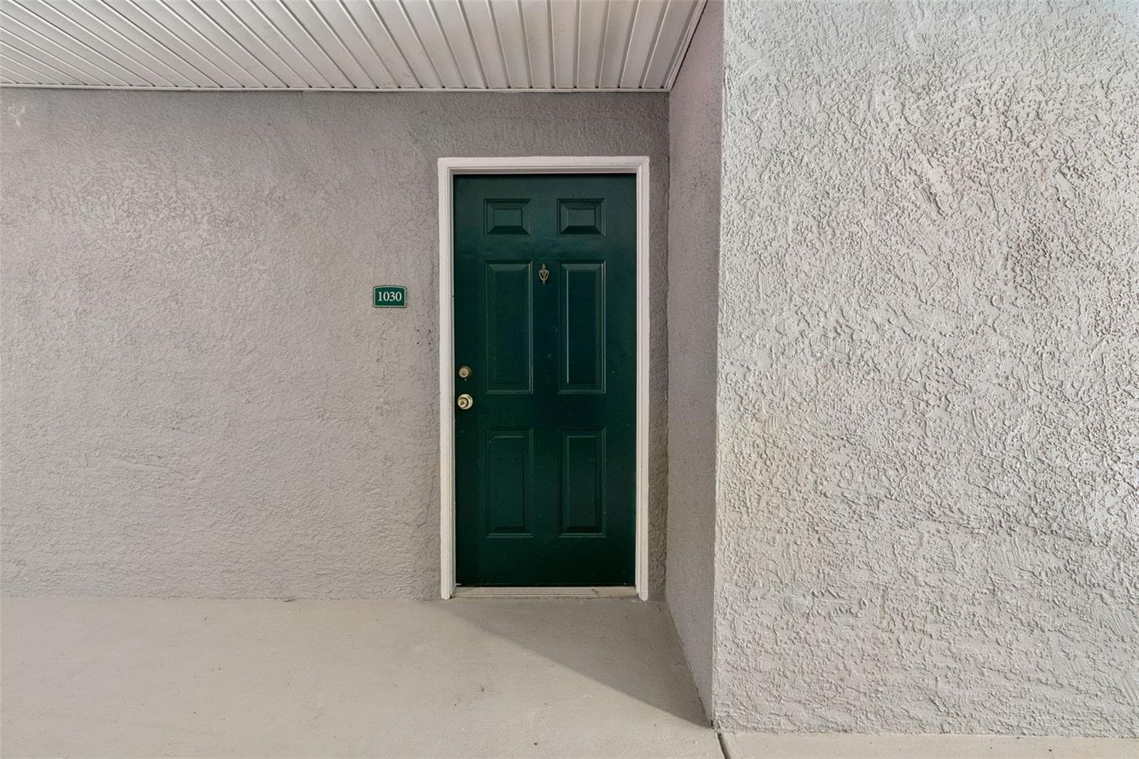 Front Door - 18001 RICHMOND PLACE DR #1030, TAMPA