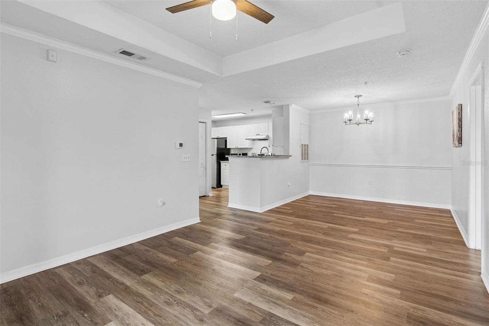 Dining Room toward Living Room - 18001 RICHMOND PLACE DR #1030, TAMPA