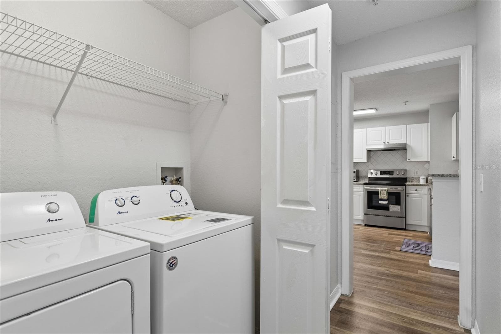 Laundry - 18001 RICHMOND PLACE DR #1030, TAMPA