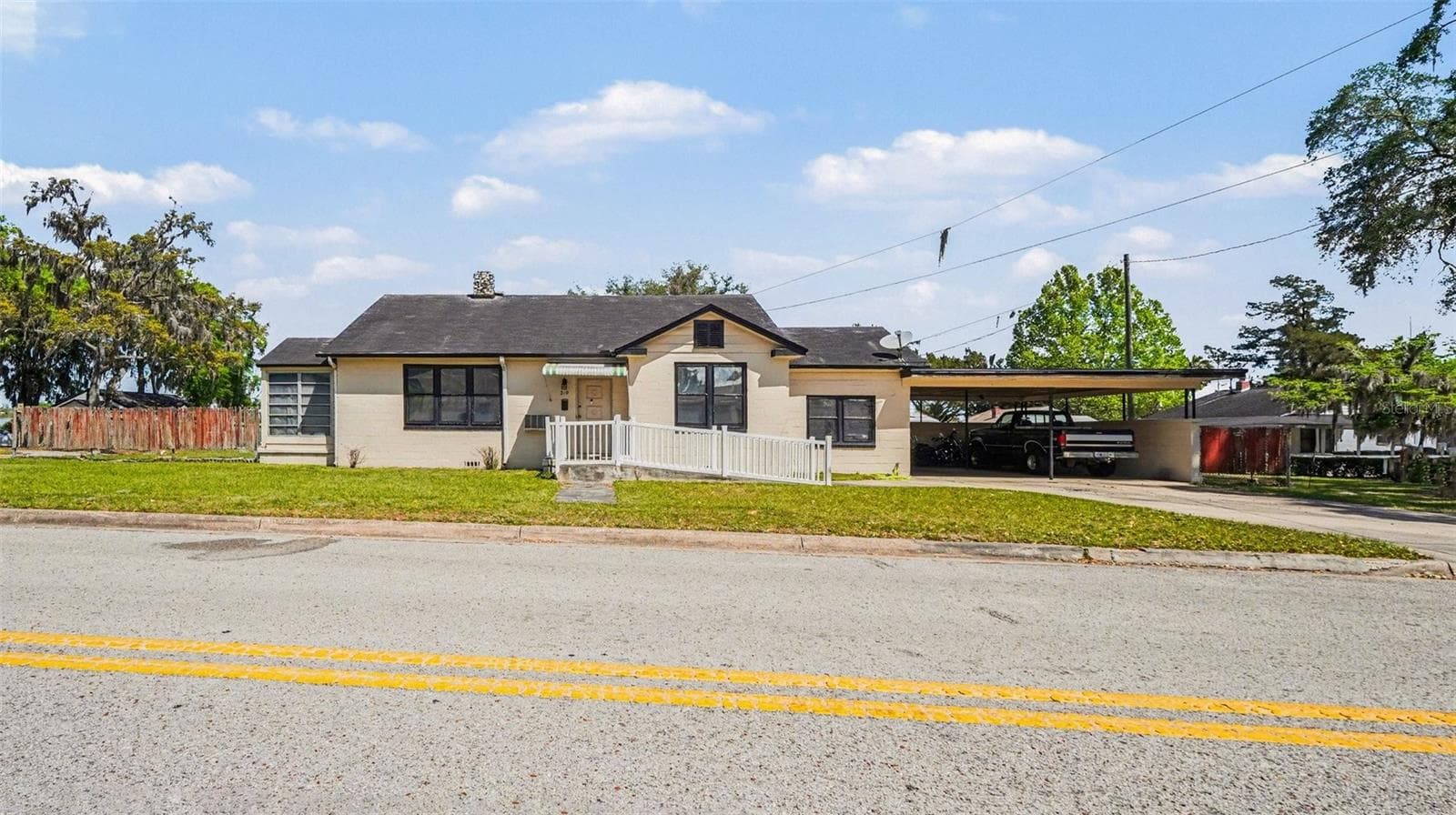 Single Family Residence at 219 SW 6TH ST, OCALA, photo 4 of 34