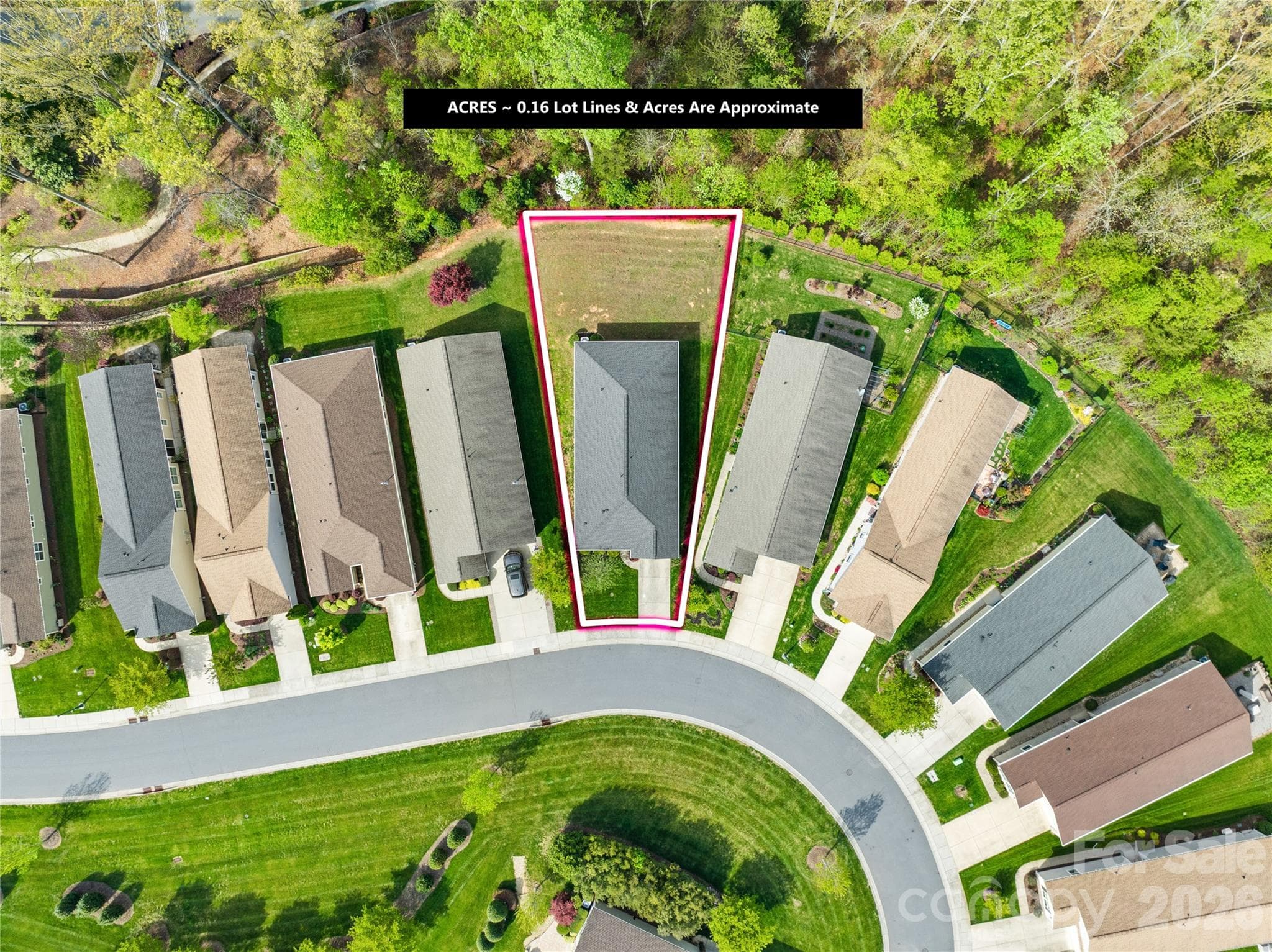 backs up to woods for privacy - 264 Flat Rock Drive, Denver