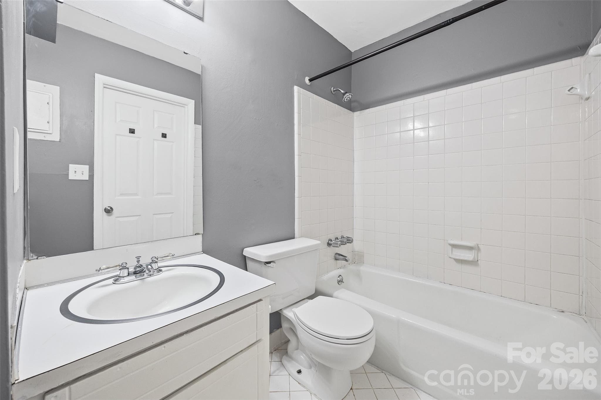 Condominium at 9119 Spyglass Place, Charlotte, photo 17 of 24