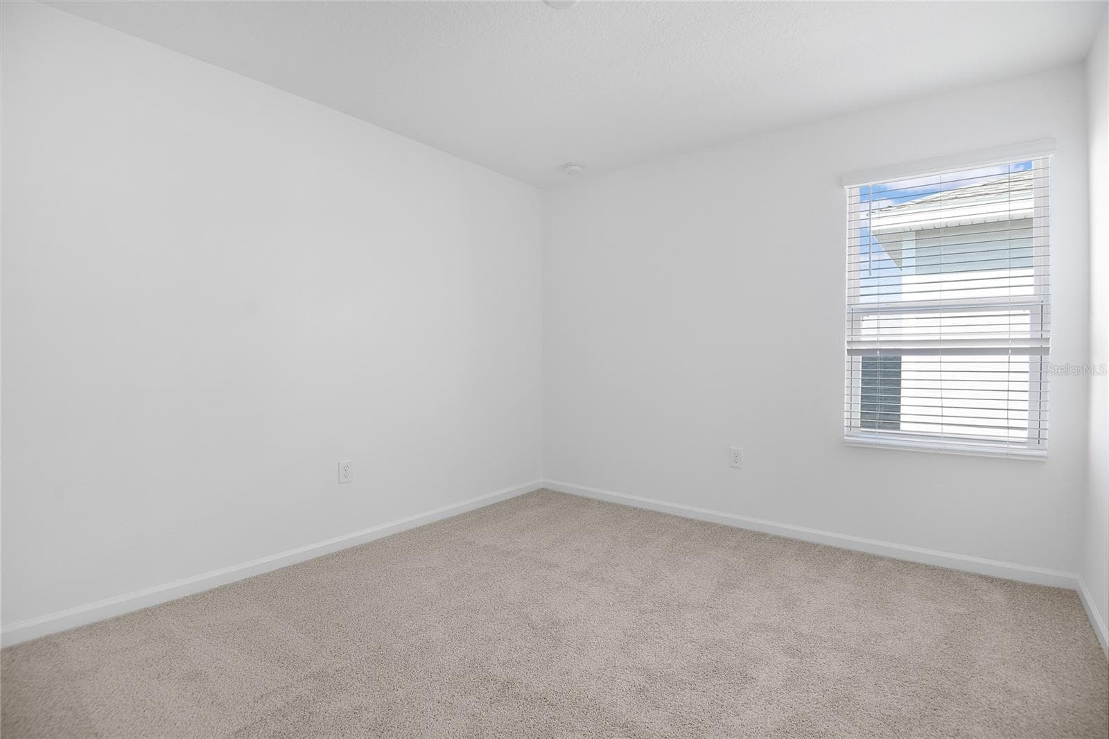 Single Family Residence at 5220 BEE BALM ST, LAKE HAMILTON, photo 13 of 22