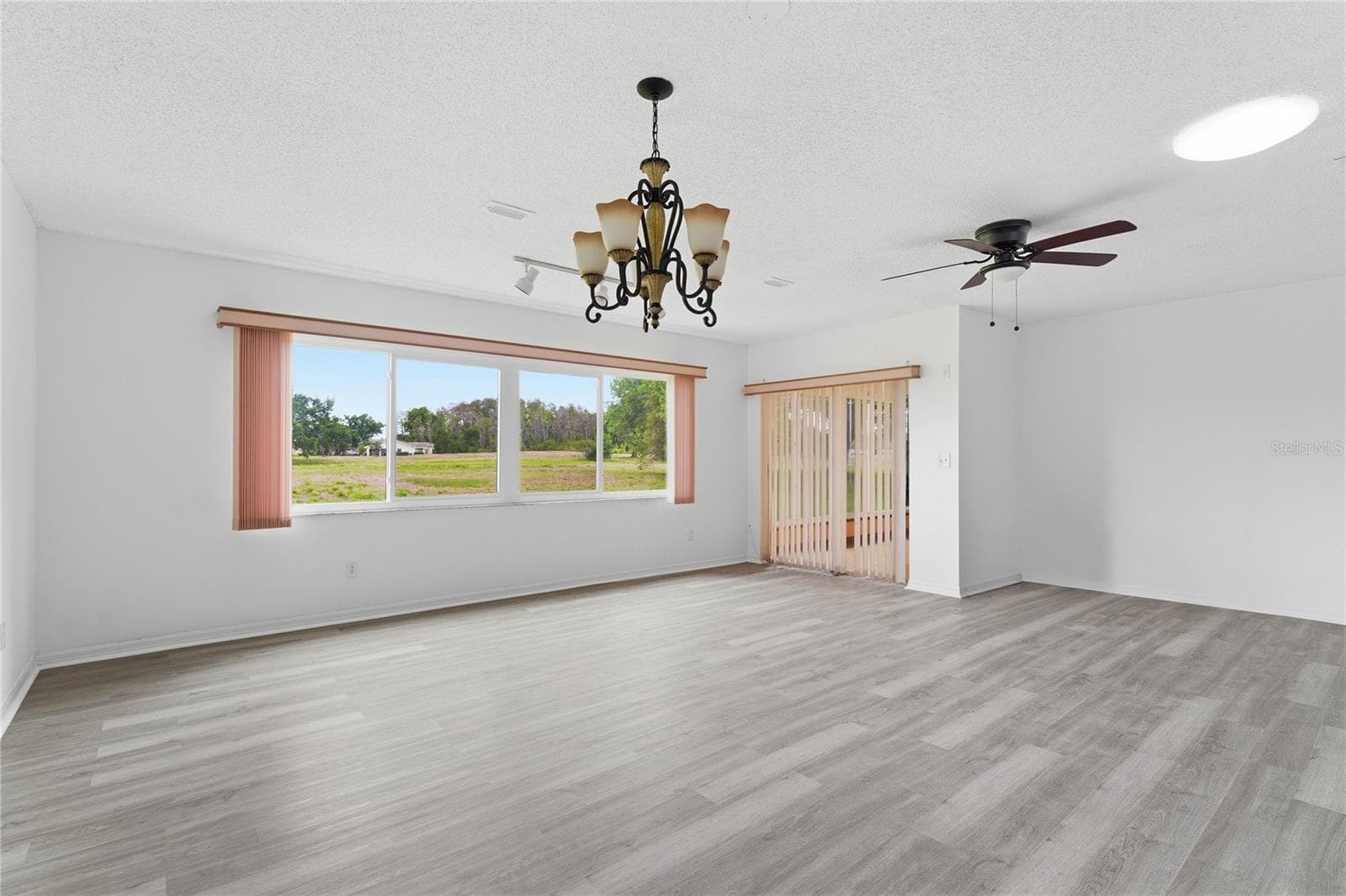Condominium at 417 GLADSTONE PL, SUN CITY CENTER, photo 8 of 47