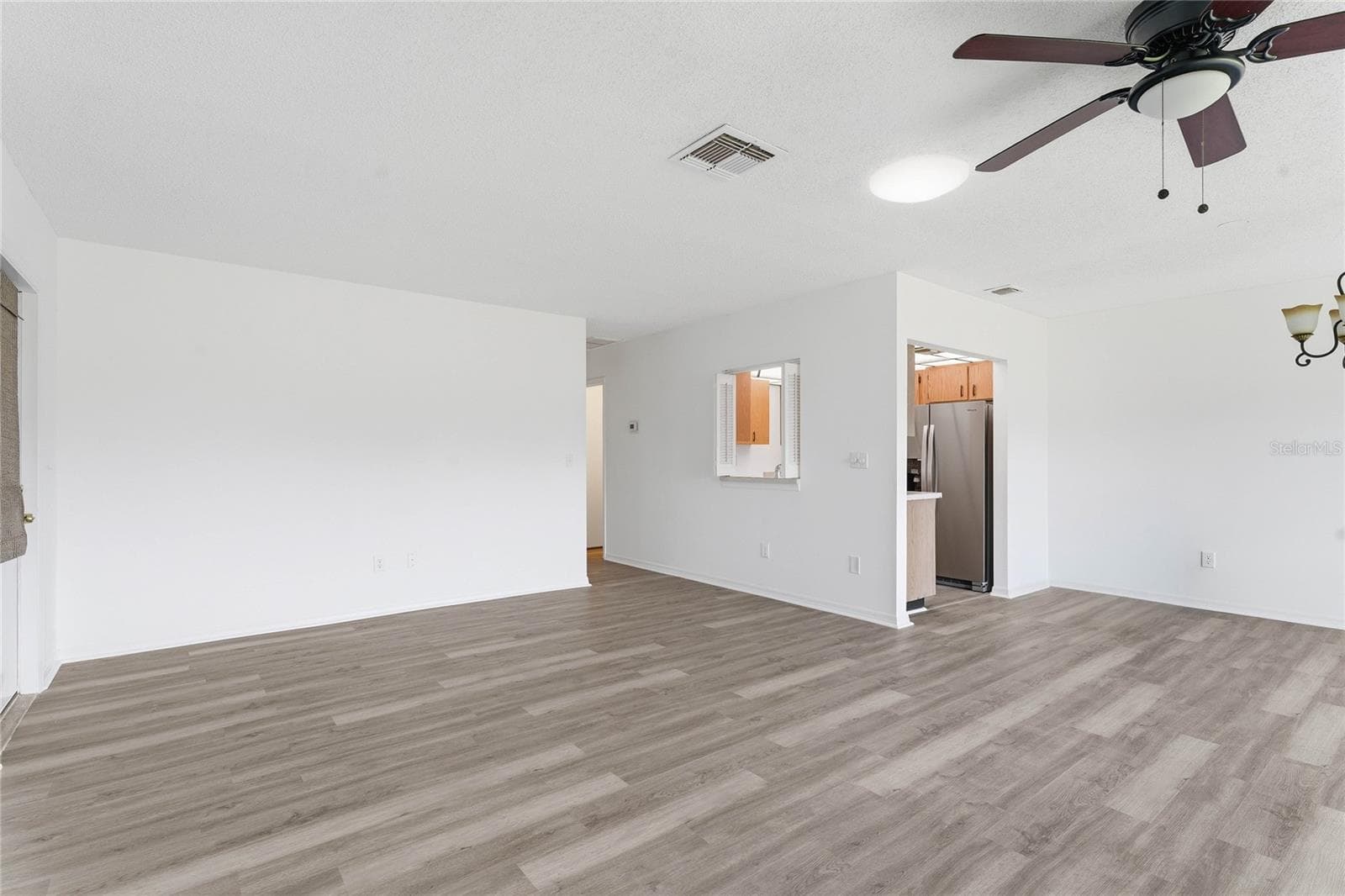 Condominium at 417 GLADSTONE PL, SUN CITY CENTER, photo 10 of 47