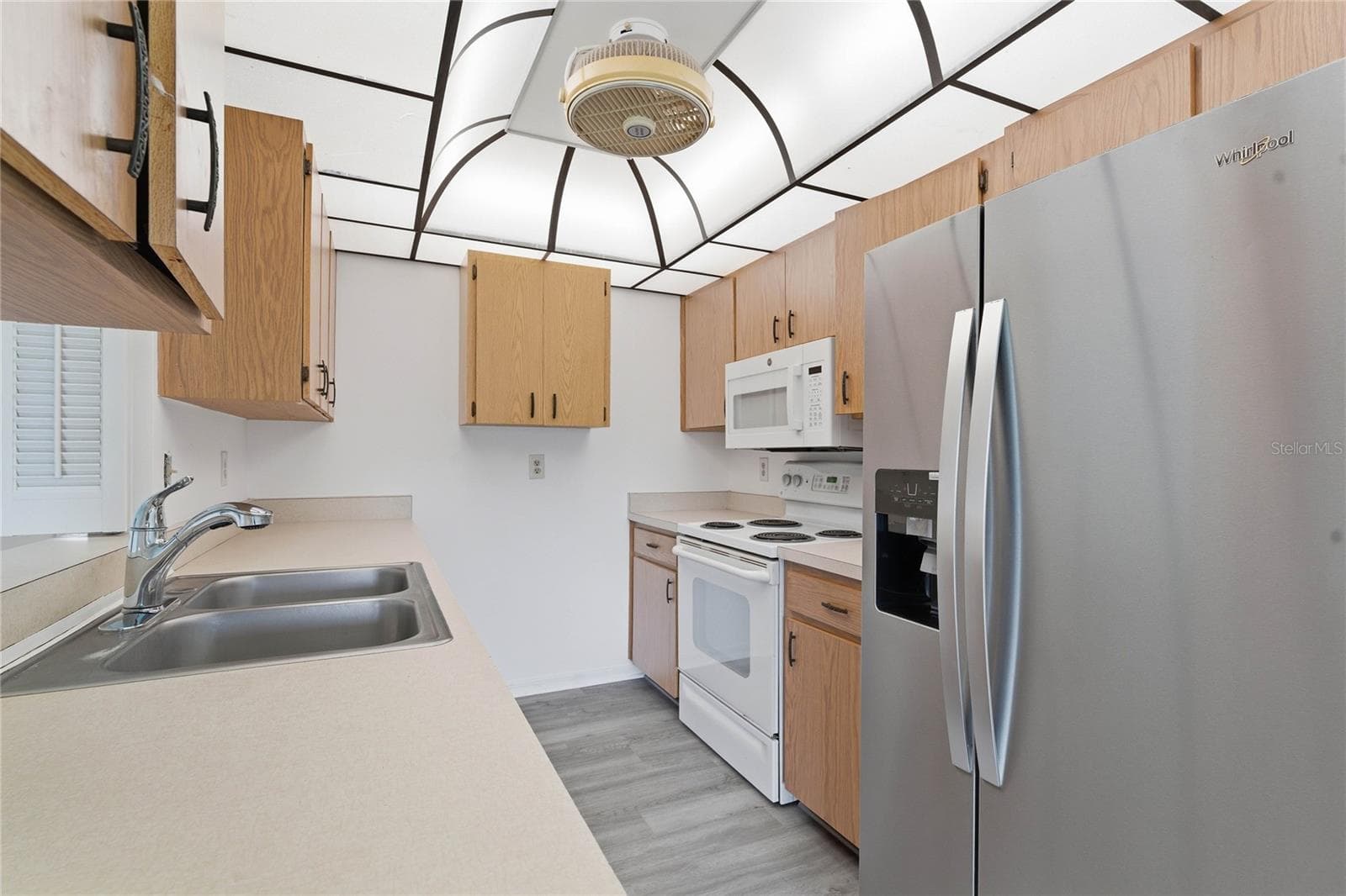 Condominium at 417 GLADSTONE PL, SUN CITY CENTER, photo 14 of 47