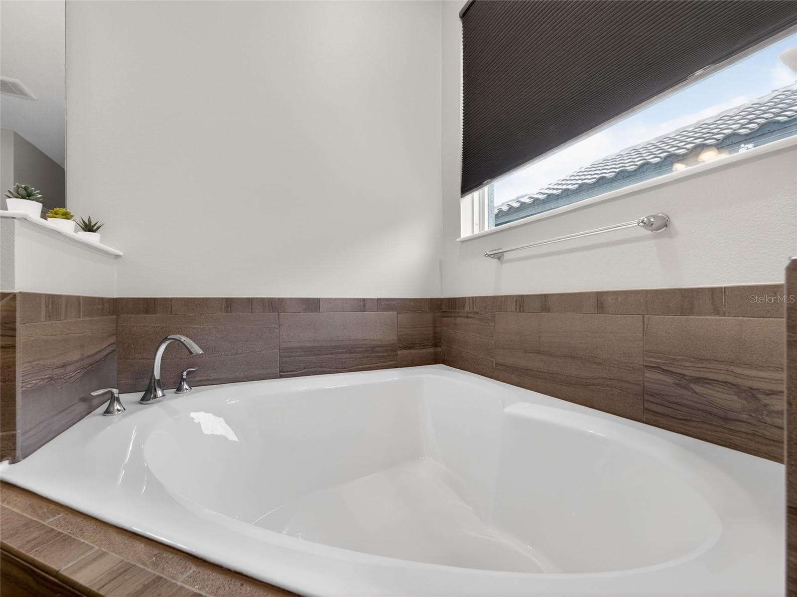 Relax in the Garden Tub - 11209 LEMON LAKE BLVD, ORLANDO