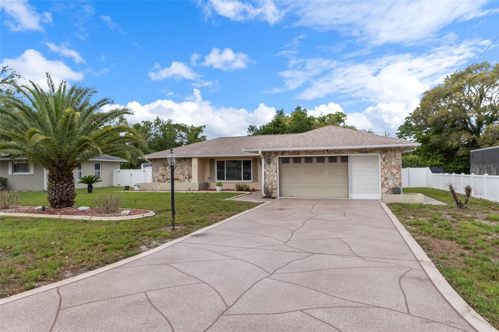 Single Family Residence at 3217 ABELINE RD, SPRING HILL, photo 5 of 49
