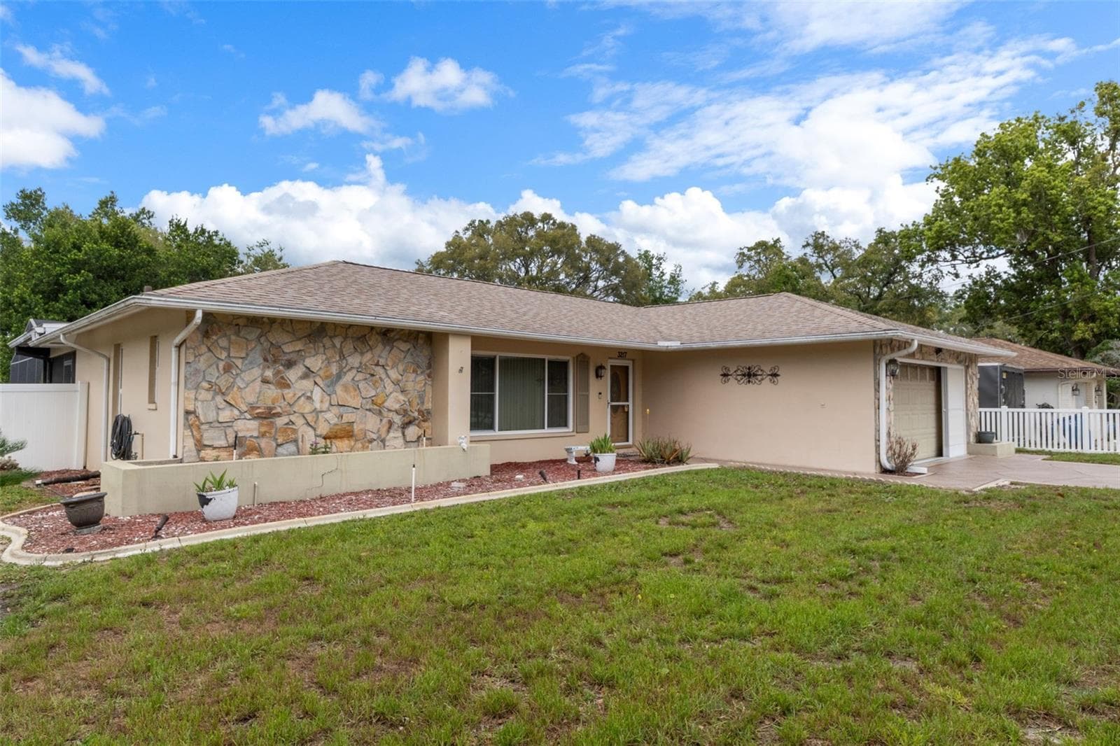 Single Family Residence at 3217 ABELINE RD, SPRING HILL, photo 6 of 49