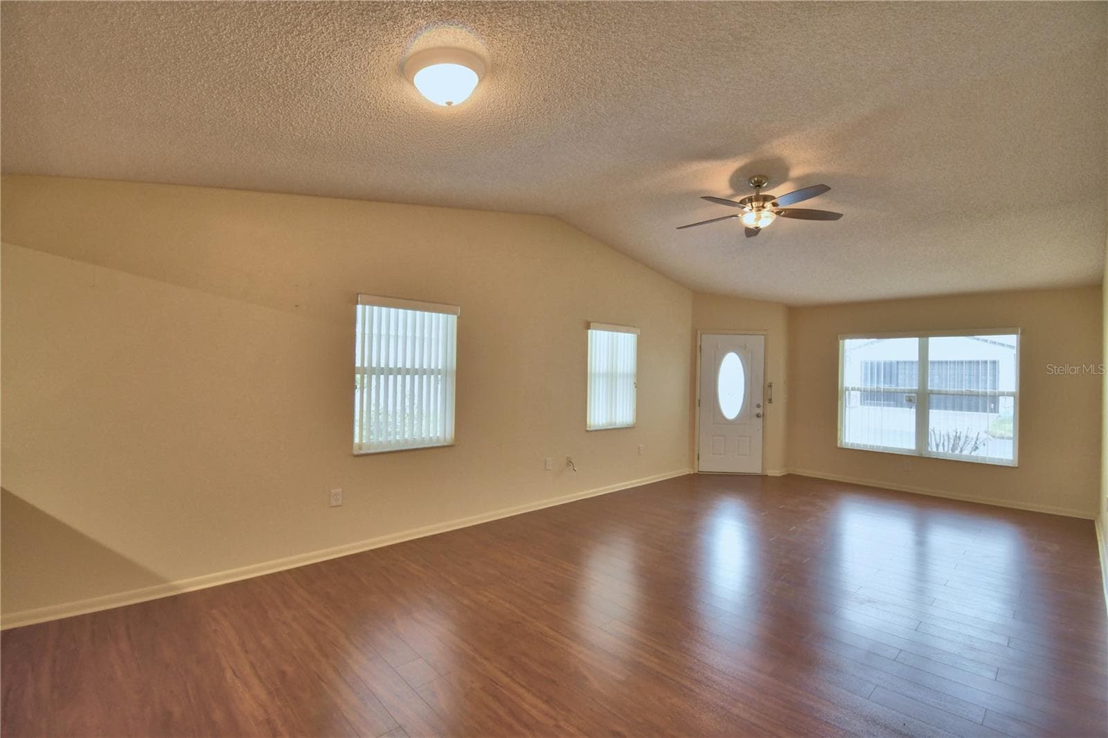 Single Family Residence at 1690 COLONNADES CIR N, LAKELAND, photo 6 of 58