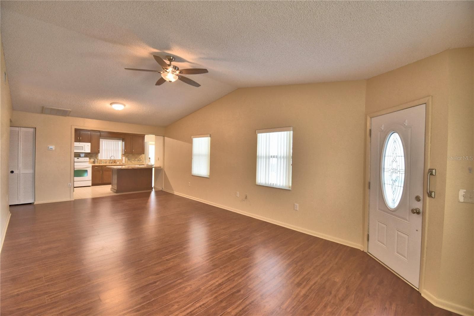 Single Family Residence at 1690 COLONNADES CIR N, LAKELAND, photo 7 of 58