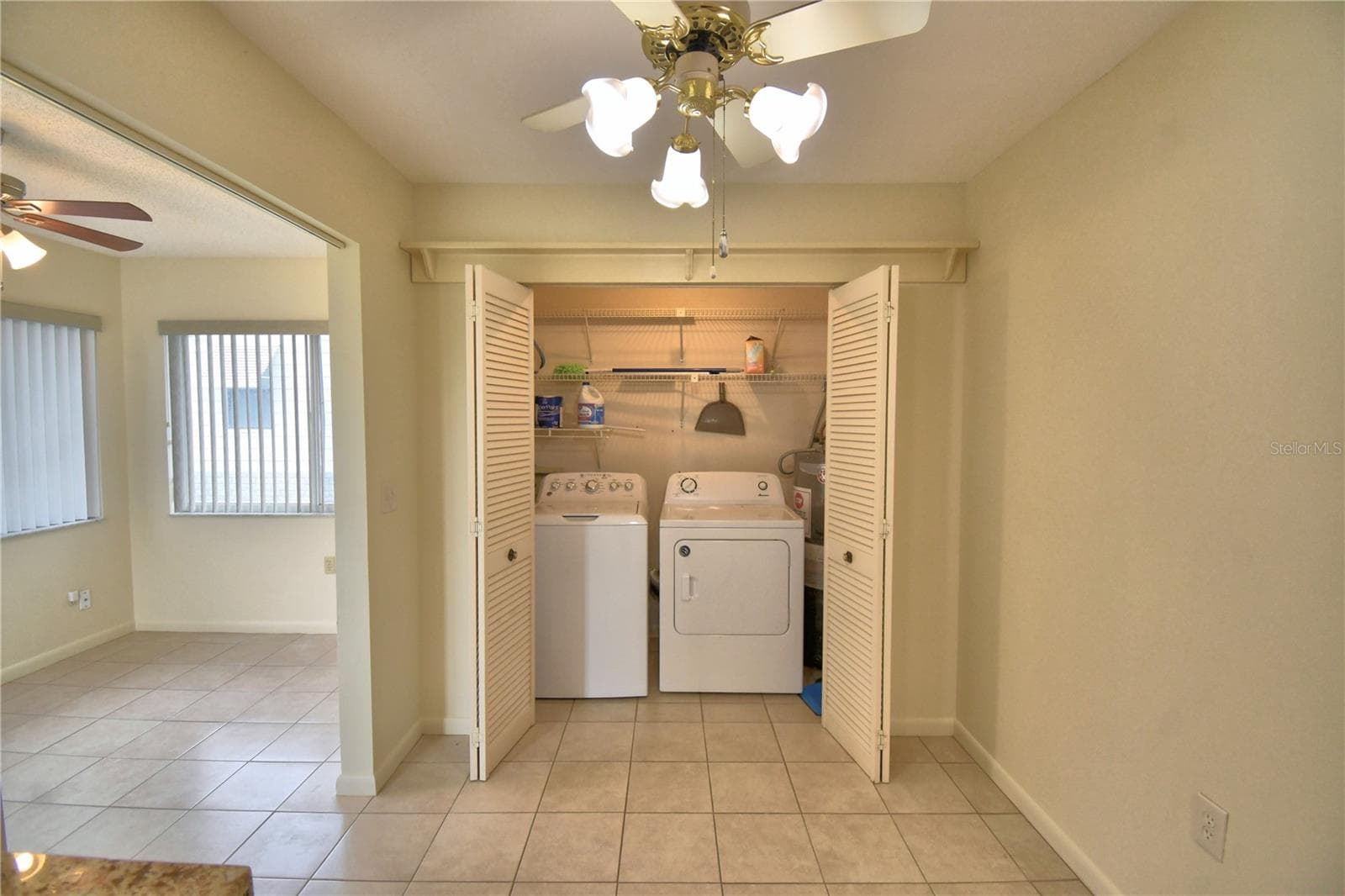Single Family Residence at 1690 COLONNADES CIR N, LAKELAND, photo 18 of 58