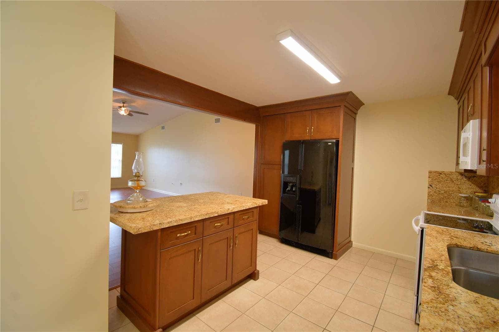 Single Family Residence at 1690 COLONNADES CIR N, LAKELAND, photo 23 of 58