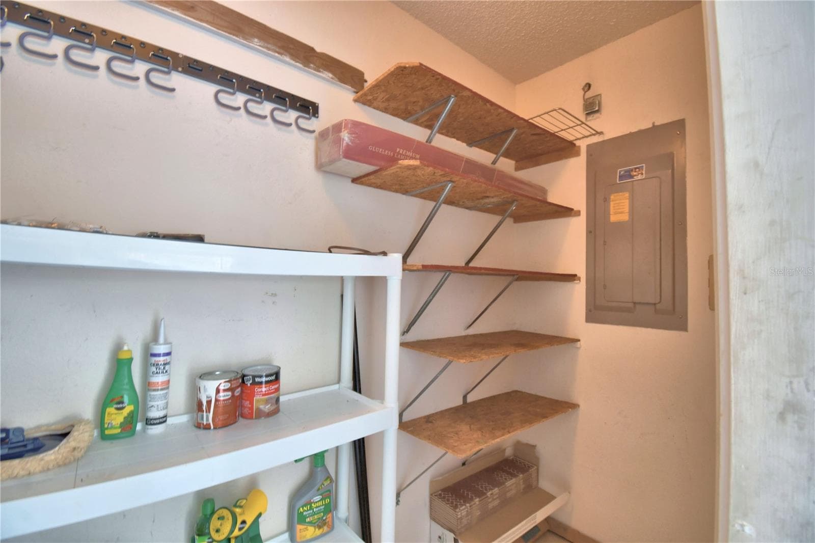 Single Family Residence at 1690 COLONNADES CIR N, LAKELAND, photo 44 of 58