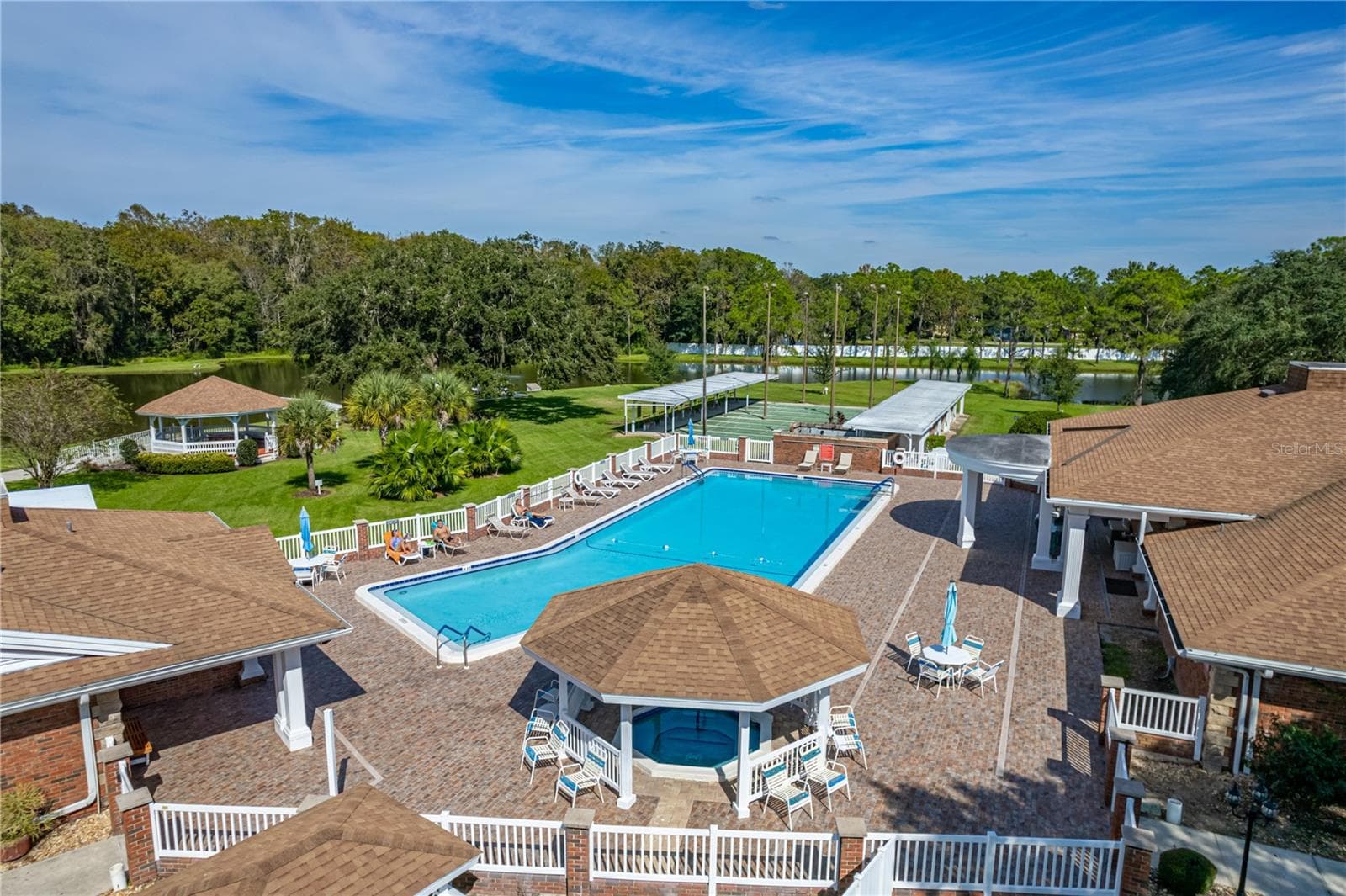 Single Family Residence at 1690 COLONNADES CIR N, LAKELAND, photo 52 of 58