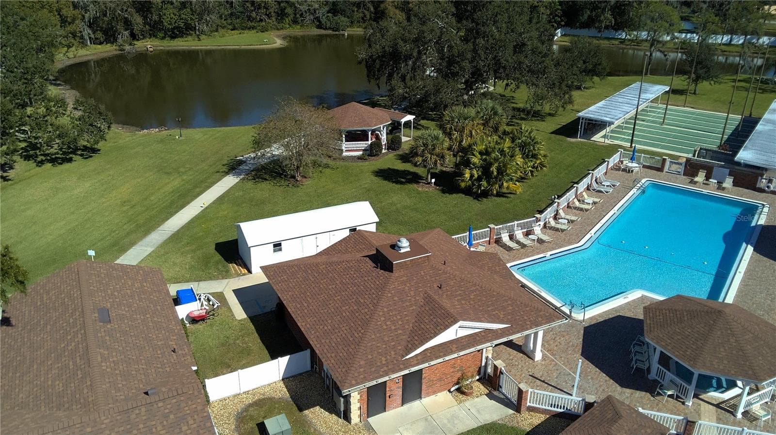 Single Family Residence at 1690 COLONNADES CIR N, LAKELAND, photo 54 of 58