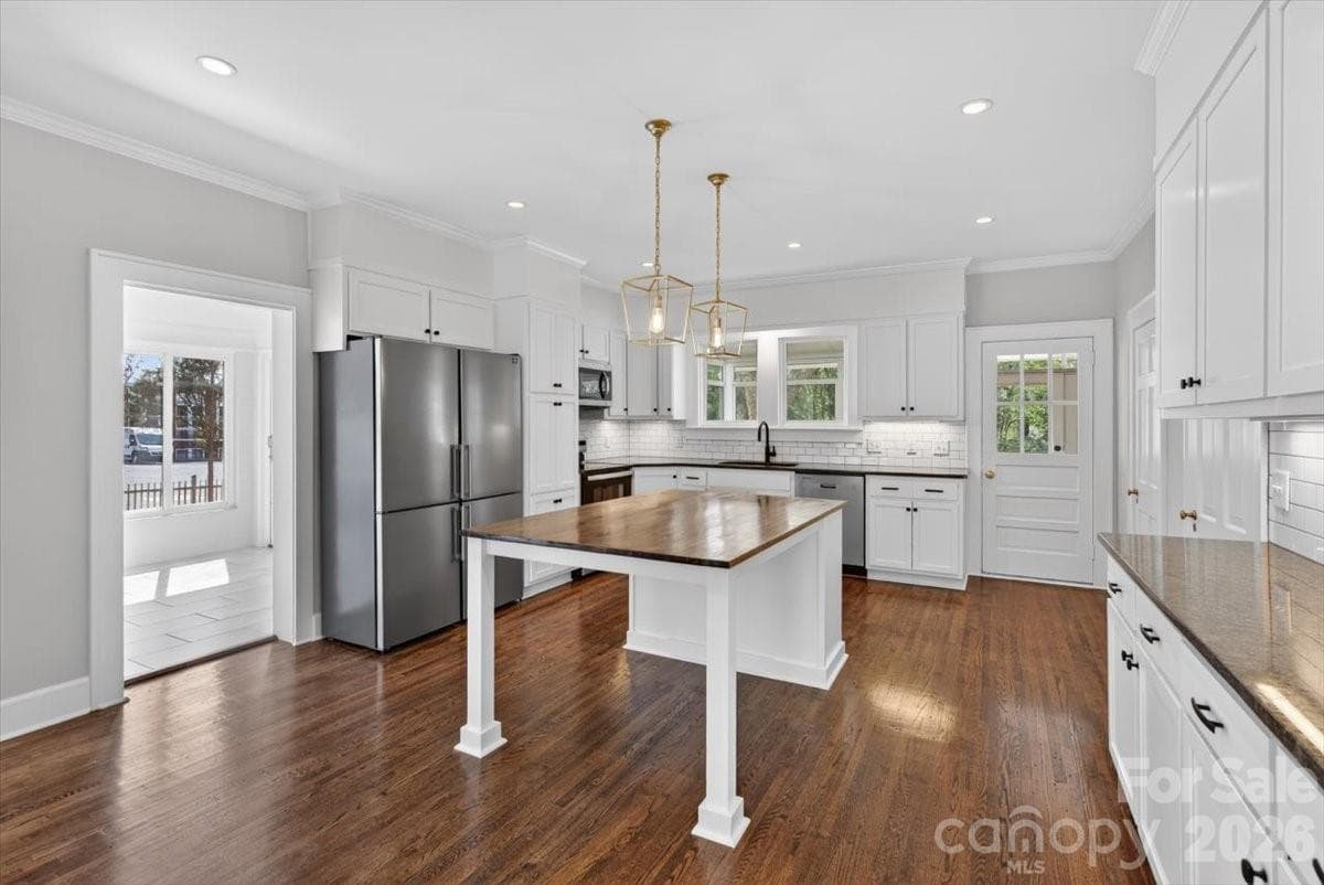 Single Family Residence at 504 S Franklin Street, China Grove, photo 9 of 35
