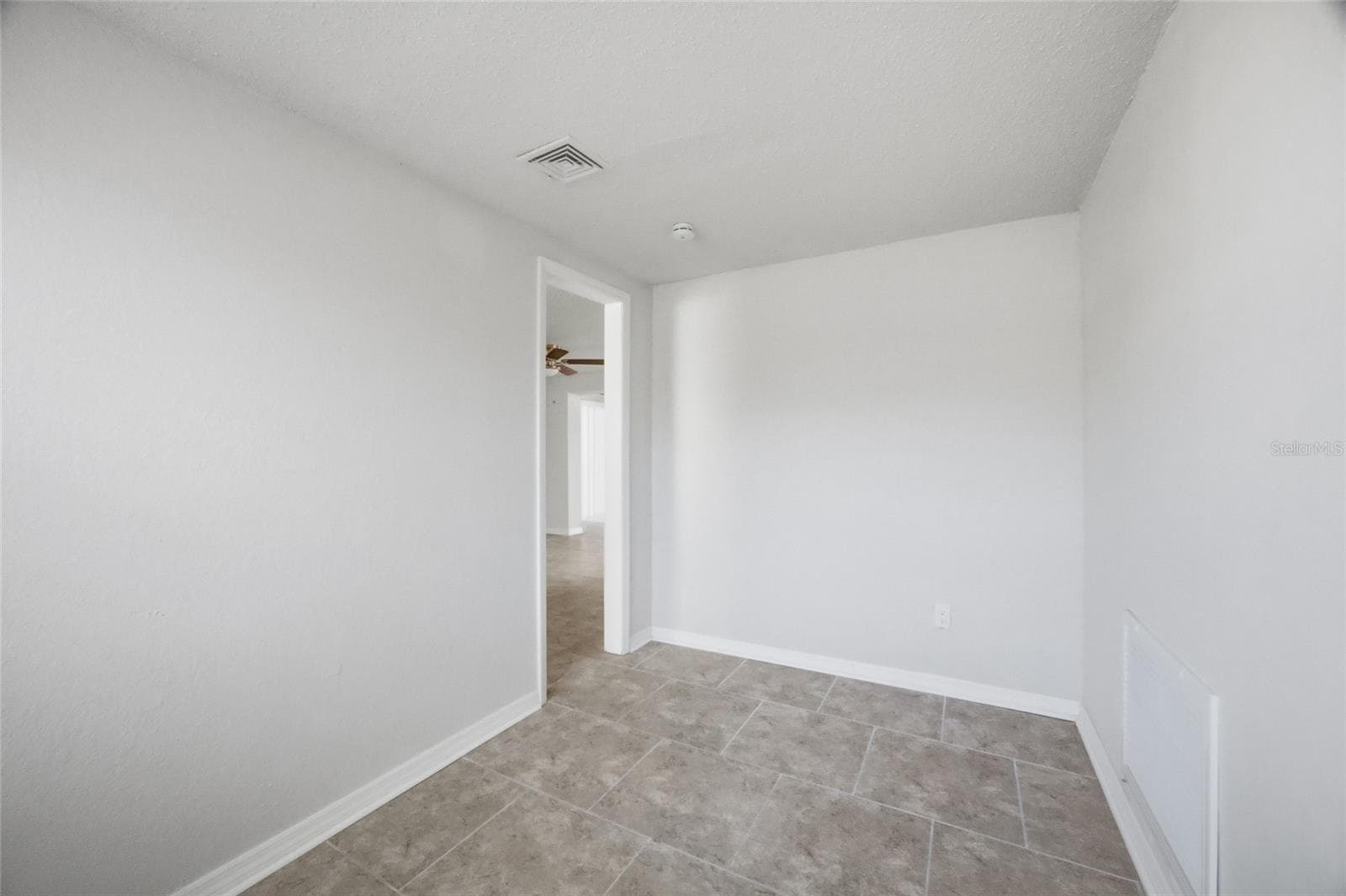 Single Family Residence at 6225 WESTPORT DR, PORT RICHEY, photo 9 of 34