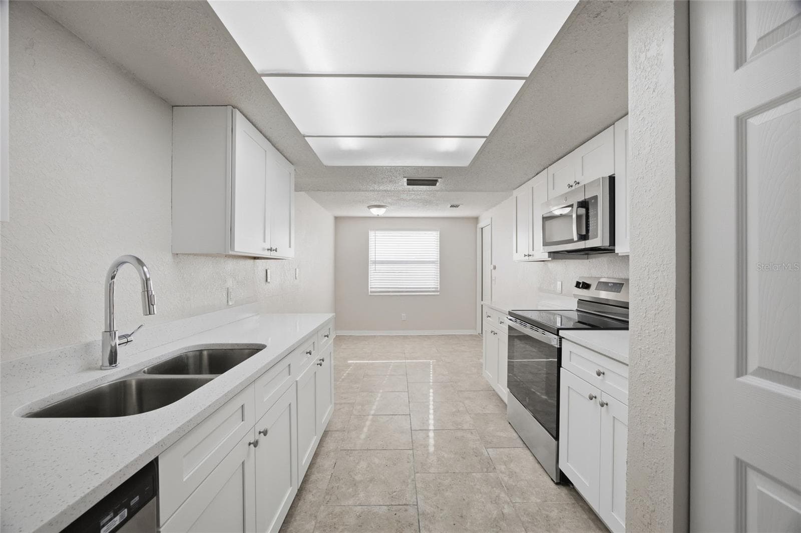 Single Family Residence at 6225 WESTPORT DR, PORT RICHEY, photo 14 of 34
