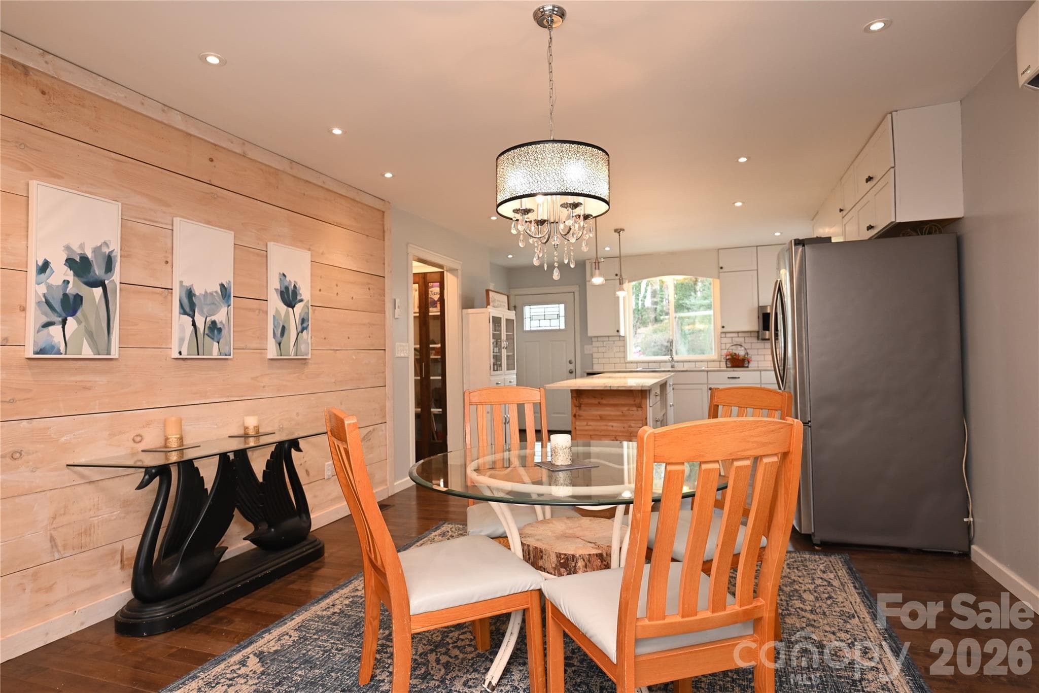 Single Family Residence at Taylorsville, photo 13 of 41