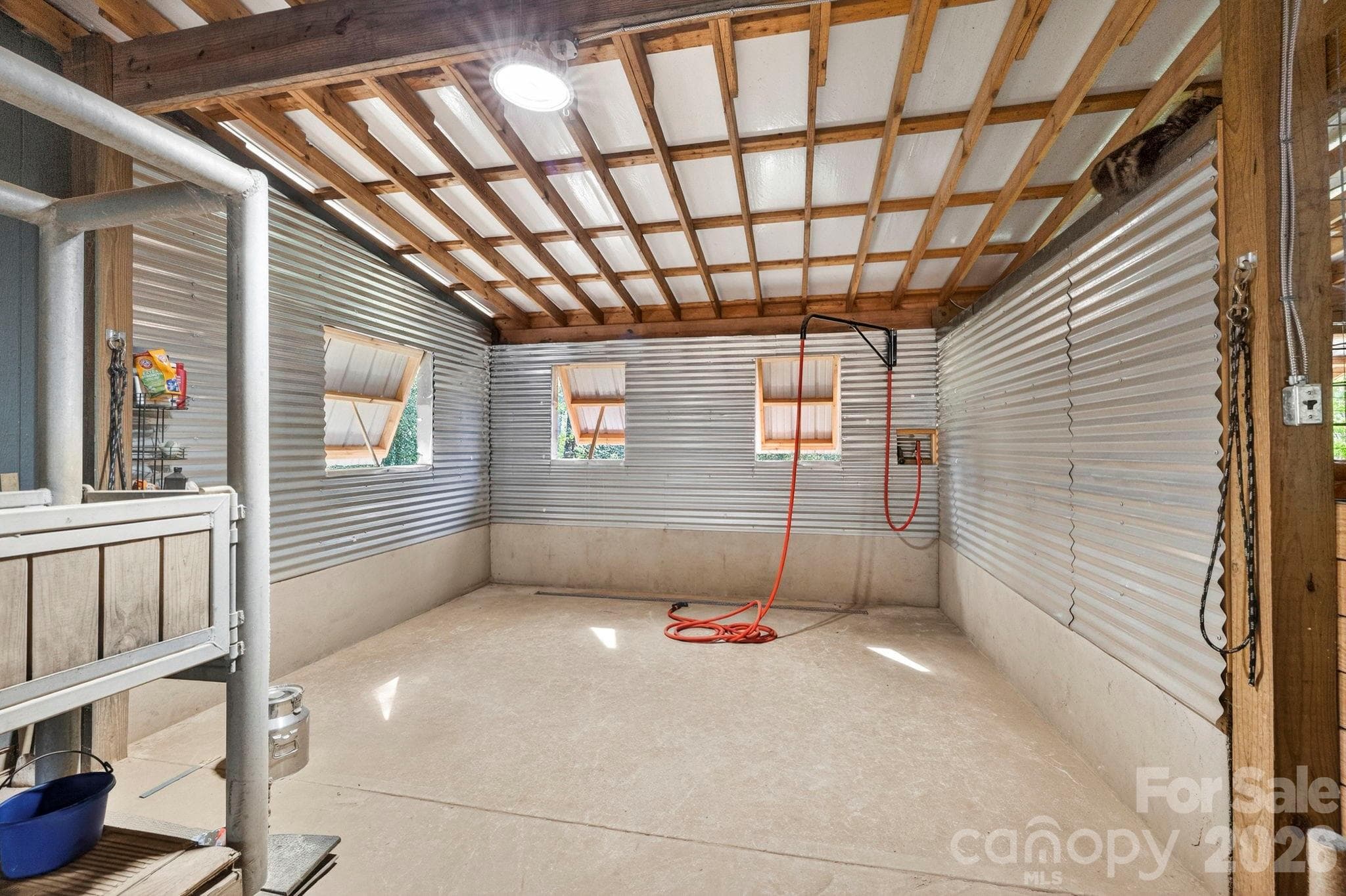 Wash Bay - 3326 Crowder Ridge Road, Shelby