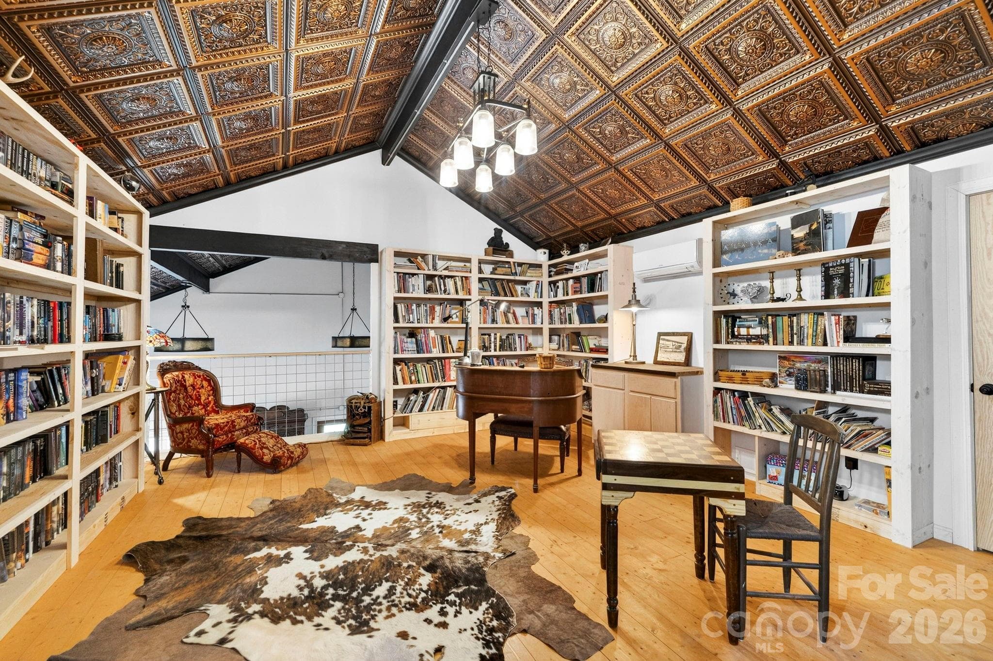 Living Room/Study - 3326 Crowder Ridge Road, Shelby