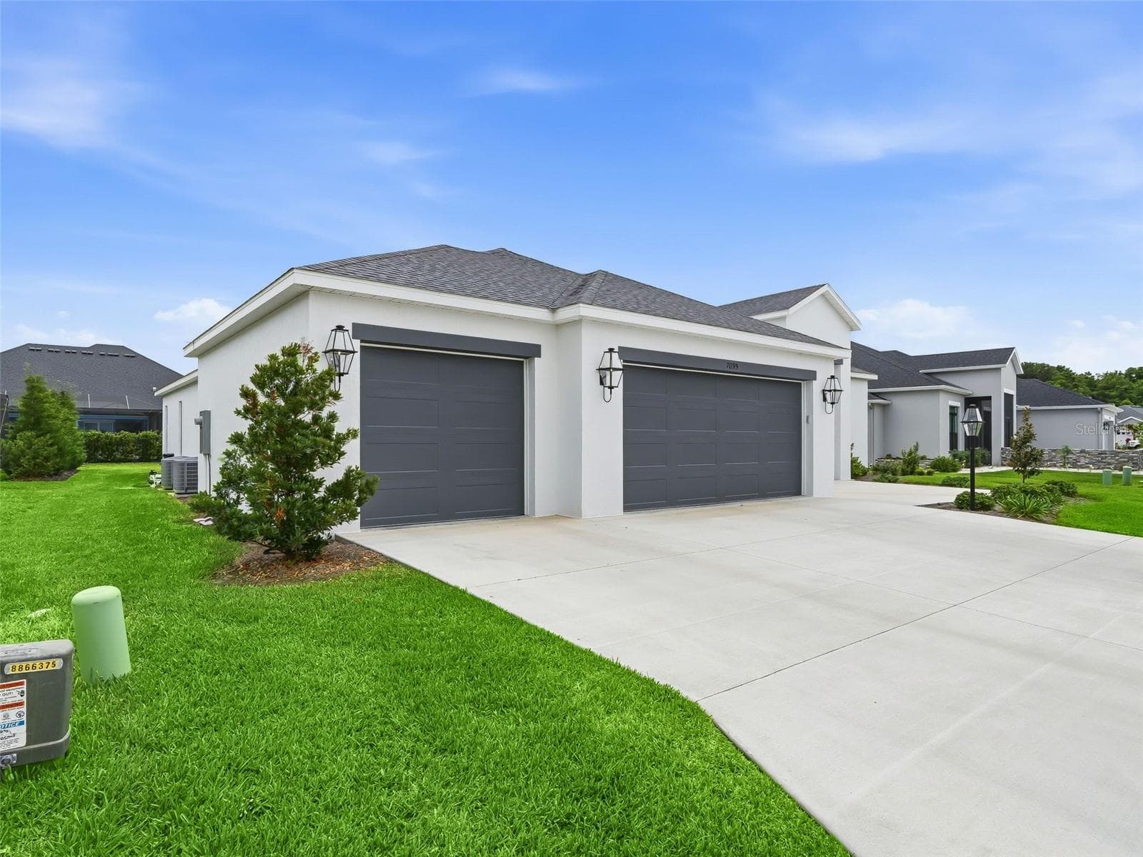 Single Family Residence at 7095 JENNINGS CT, THE VILLAGES, photo 9 of 92
