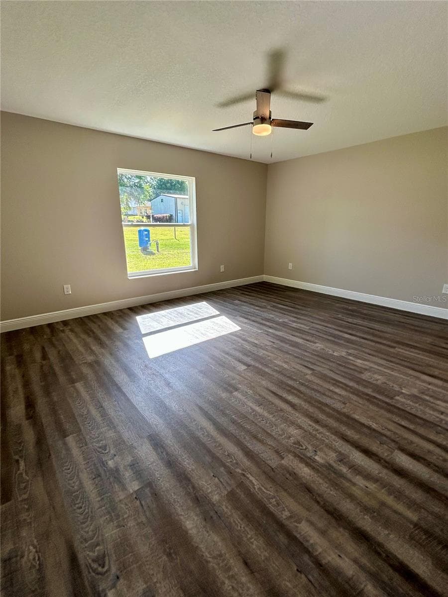 Single Family Residence at 15613 SE 84TH TER, SUMMERFIELD, photo 7 of 15