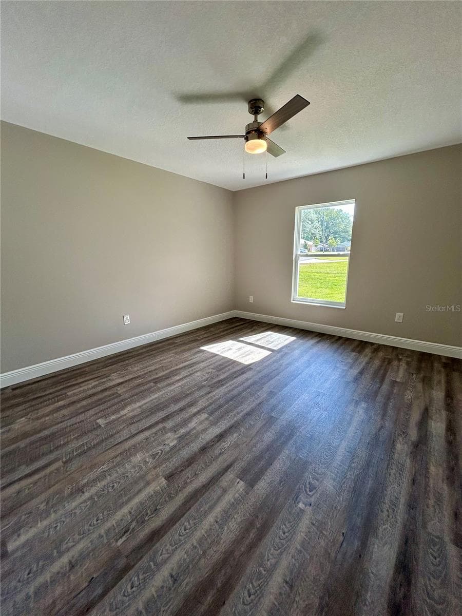 Single Family Residence at 15613 SE 84TH TER, SUMMERFIELD, photo 11 of 15