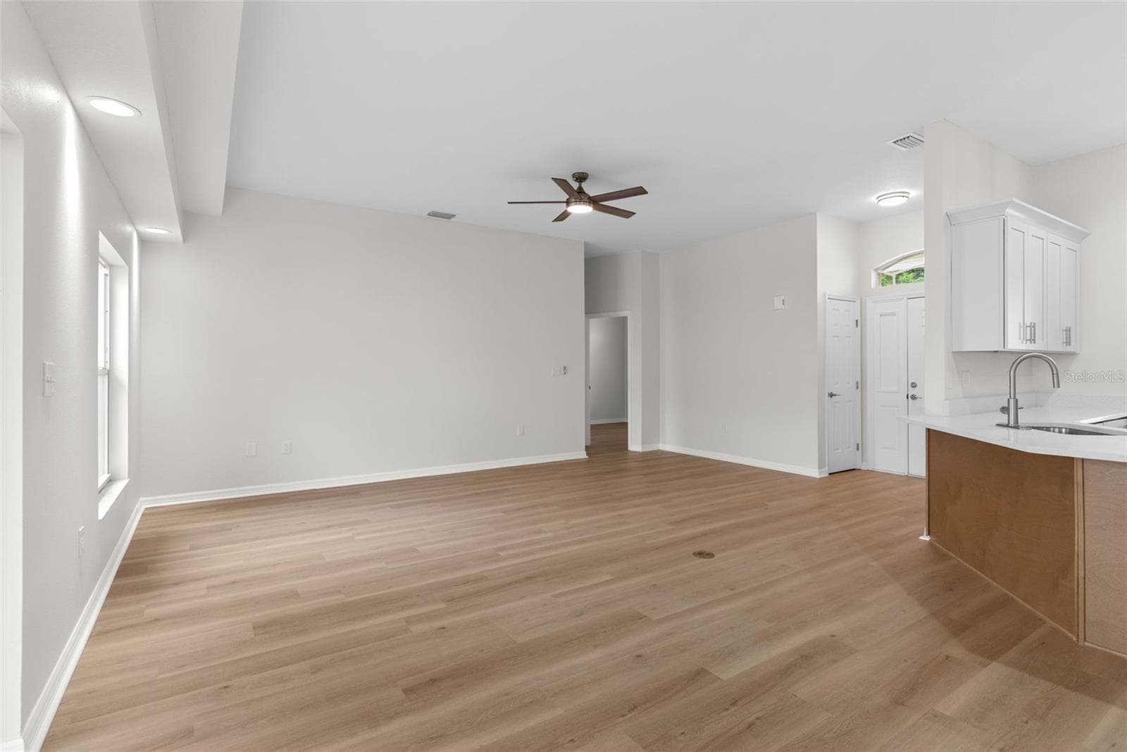Single Family Residence at 117 HARBOR WAY, AUBURNDALE, photo 17 of 66