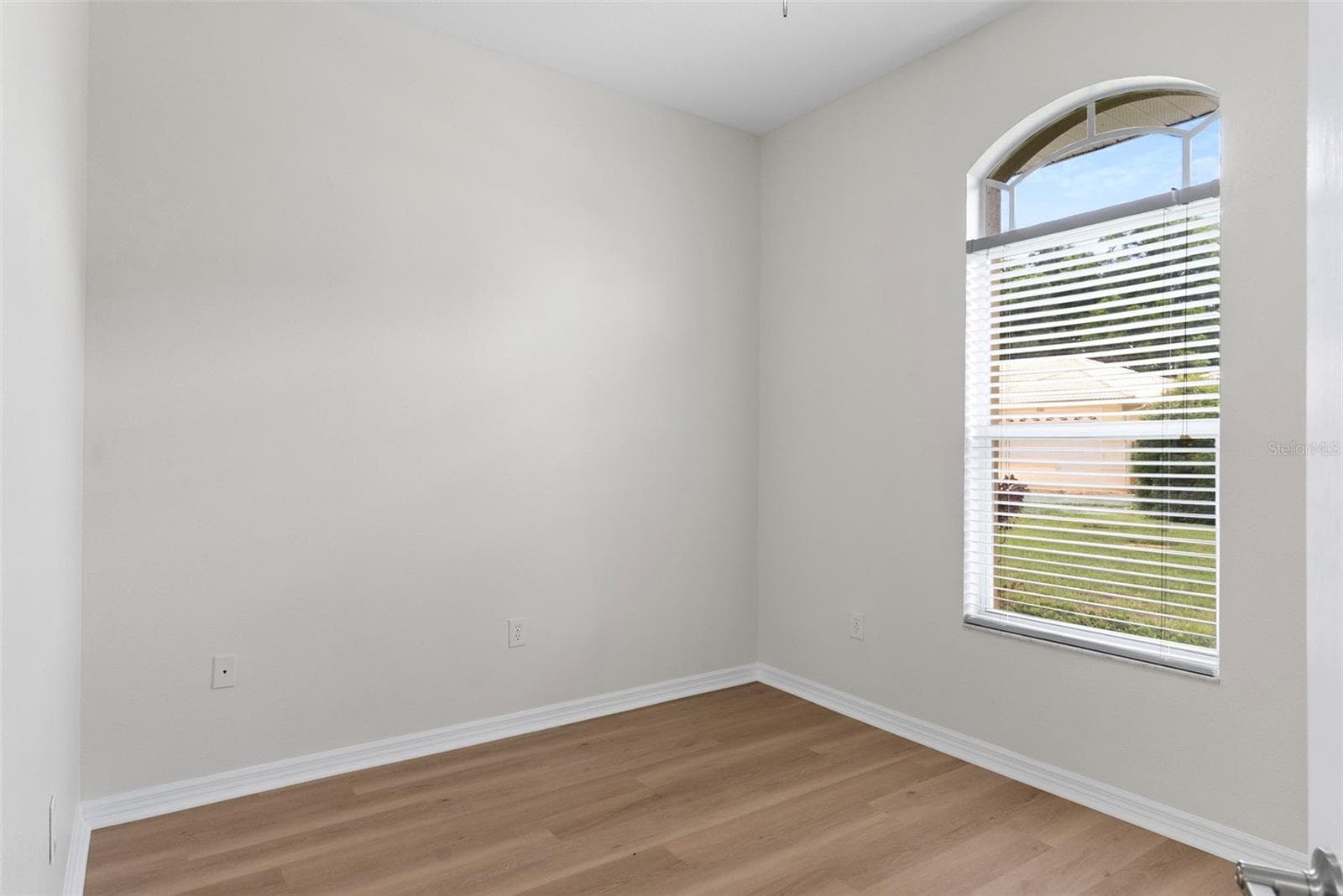 Single Family Residence at 117 HARBOR WAY, AUBURNDALE, photo 37 of 66