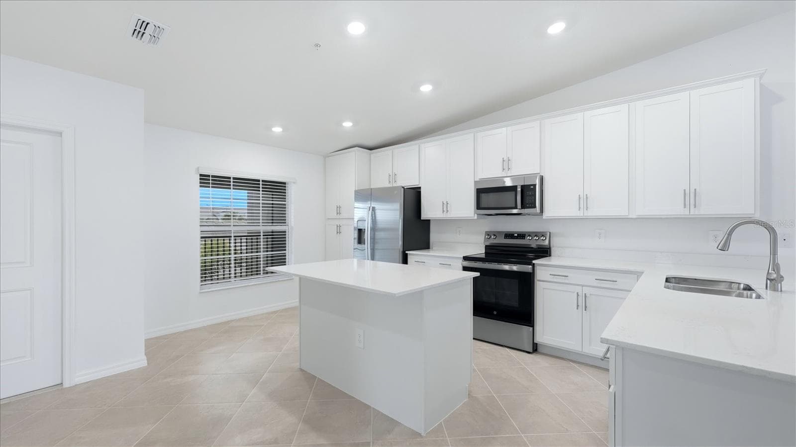 Condominium at 17475 OPAL SAND DR #208, VENICE, photo 10 of 66