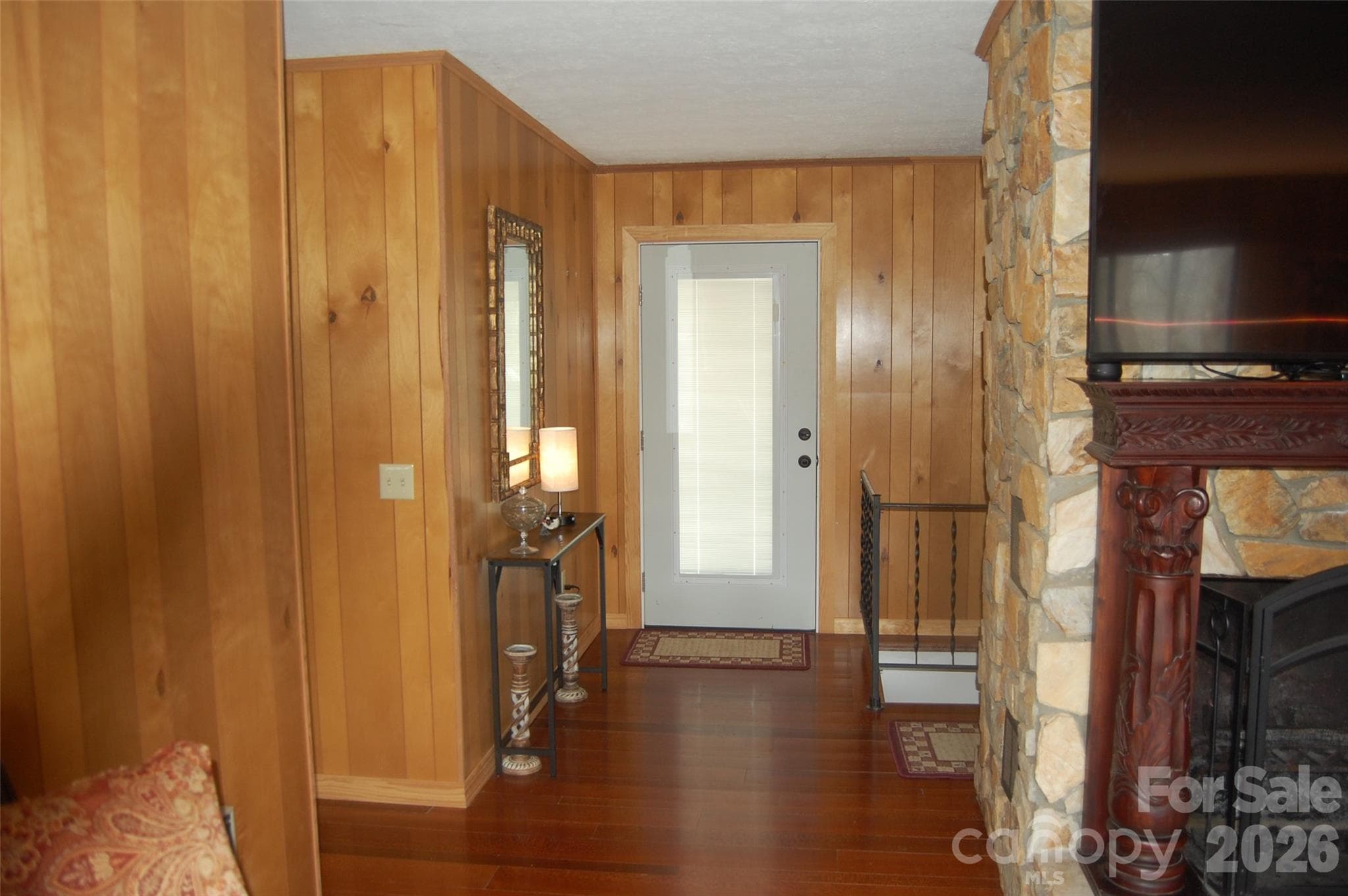 Single Family Residence at 114 Lady Slipper Loop, Newland, photo 3 of 34