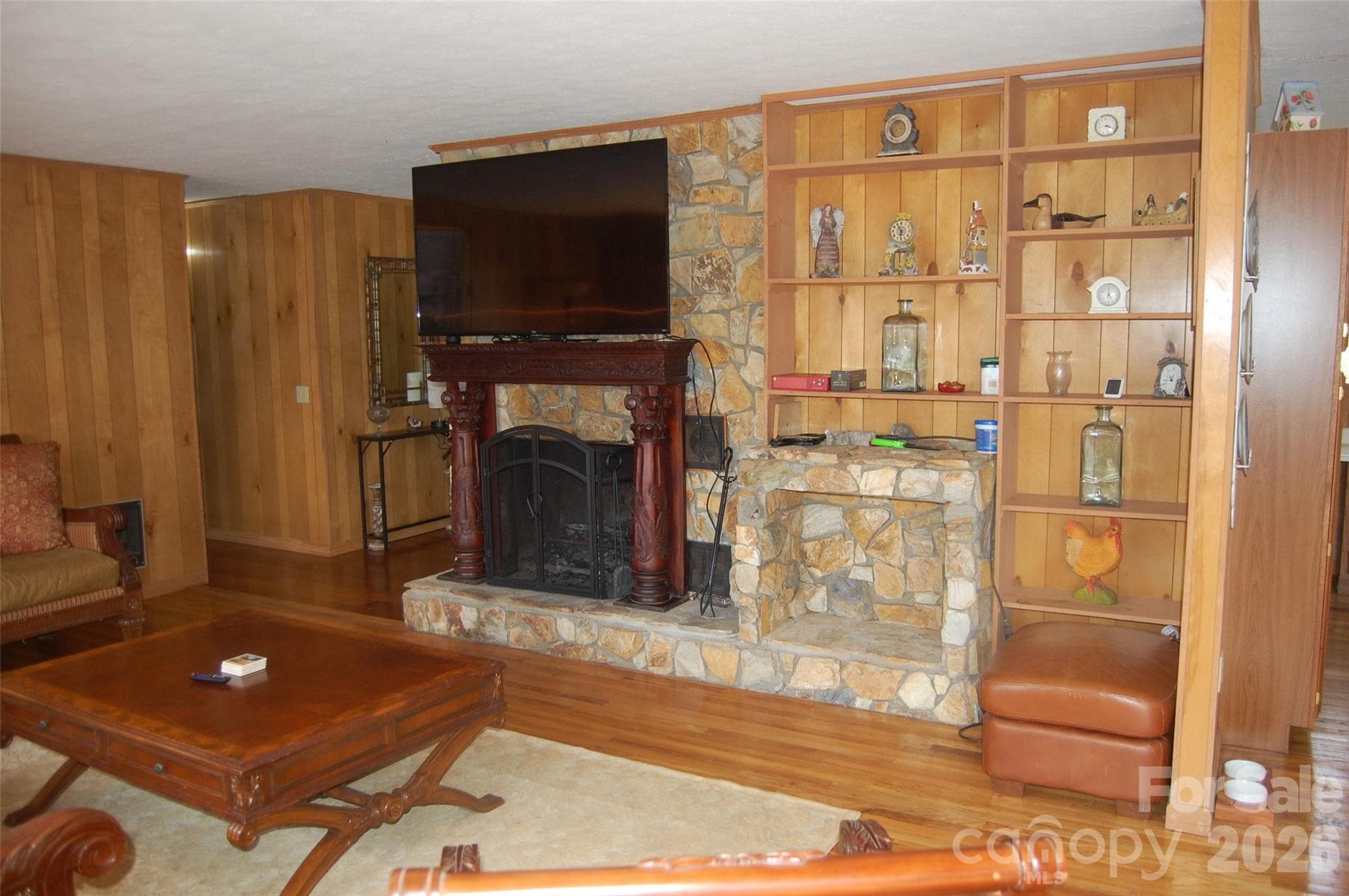 Single Family Residence at 114 Lady Slipper Loop, Newland, photo 6 of 34