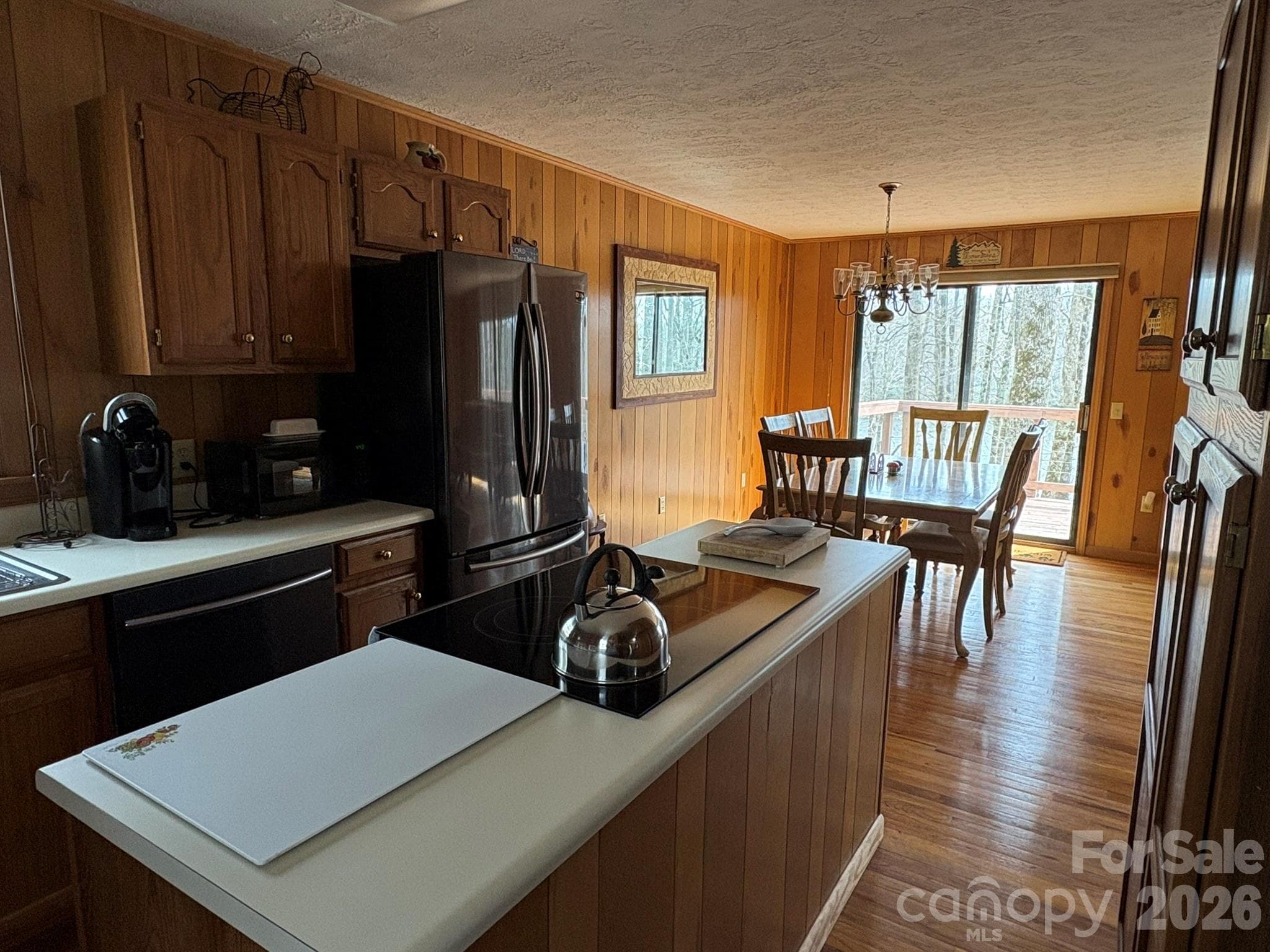 Single Family Residence at 114 Lady Slipper Loop, Newland, photo 8 of 34