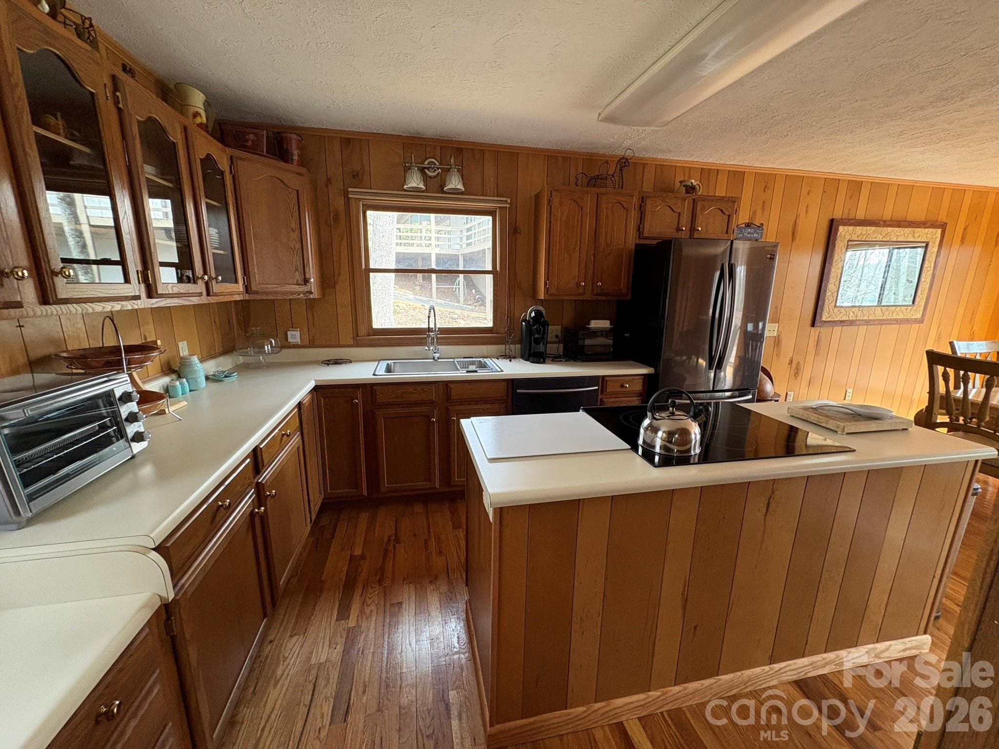 Single Family Residence at 114 Lady Slipper Loop, Newland, photo 10 of 34