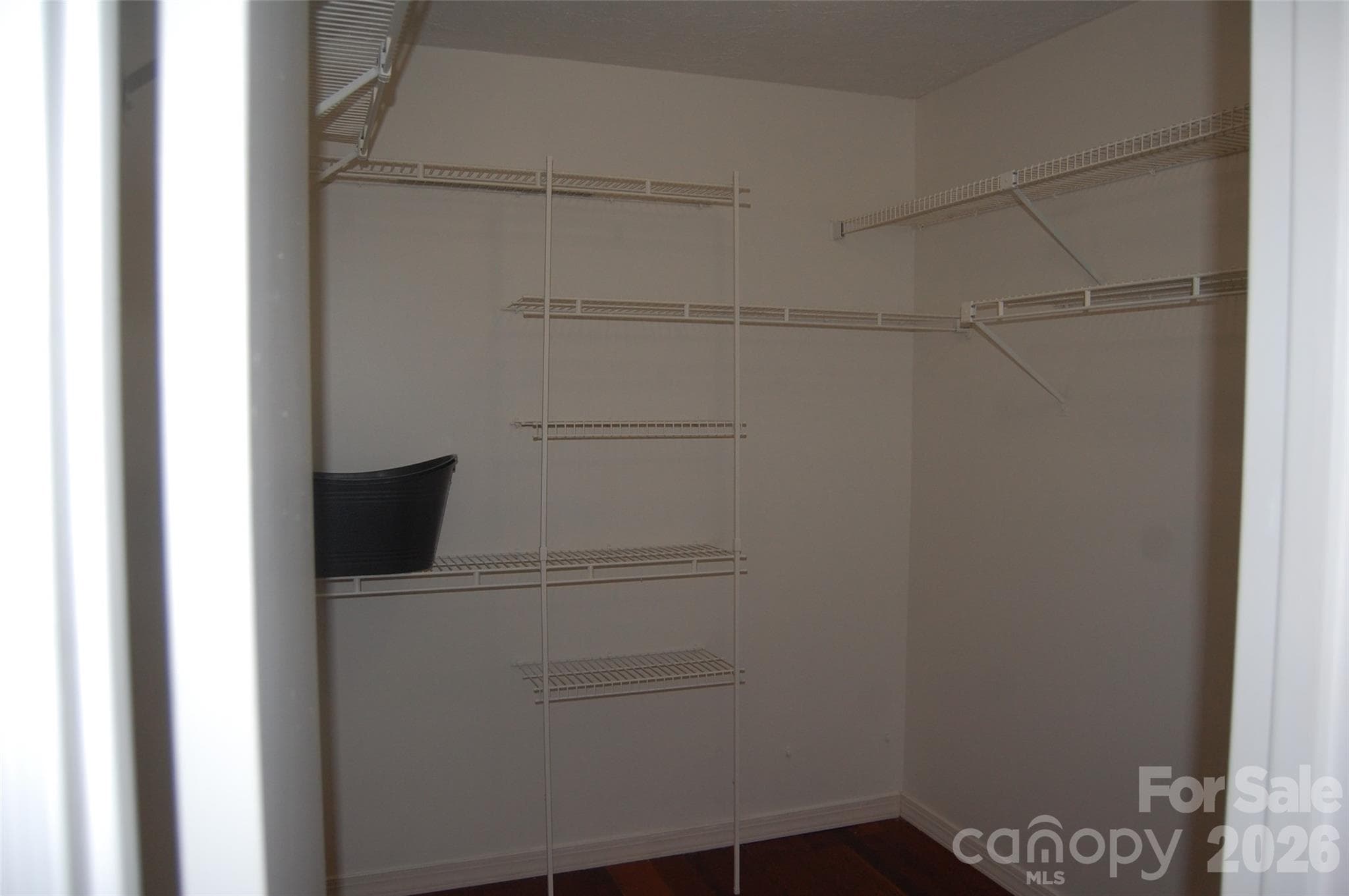 Single Family Residence at 114 Lady Slipper Loop, Newland, photo 16 of 34