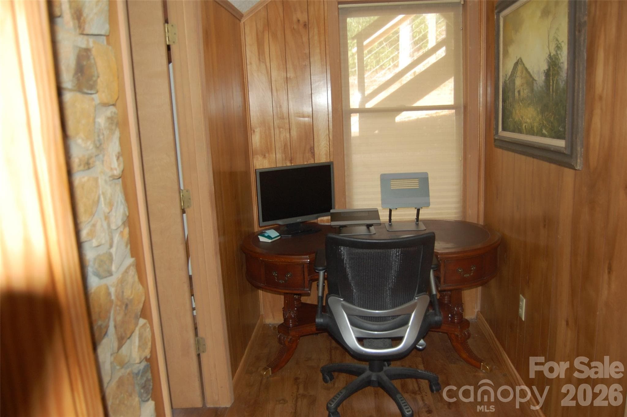 Single Family Residence at 114 Lady Slipper Loop, Newland, photo 18 of 34