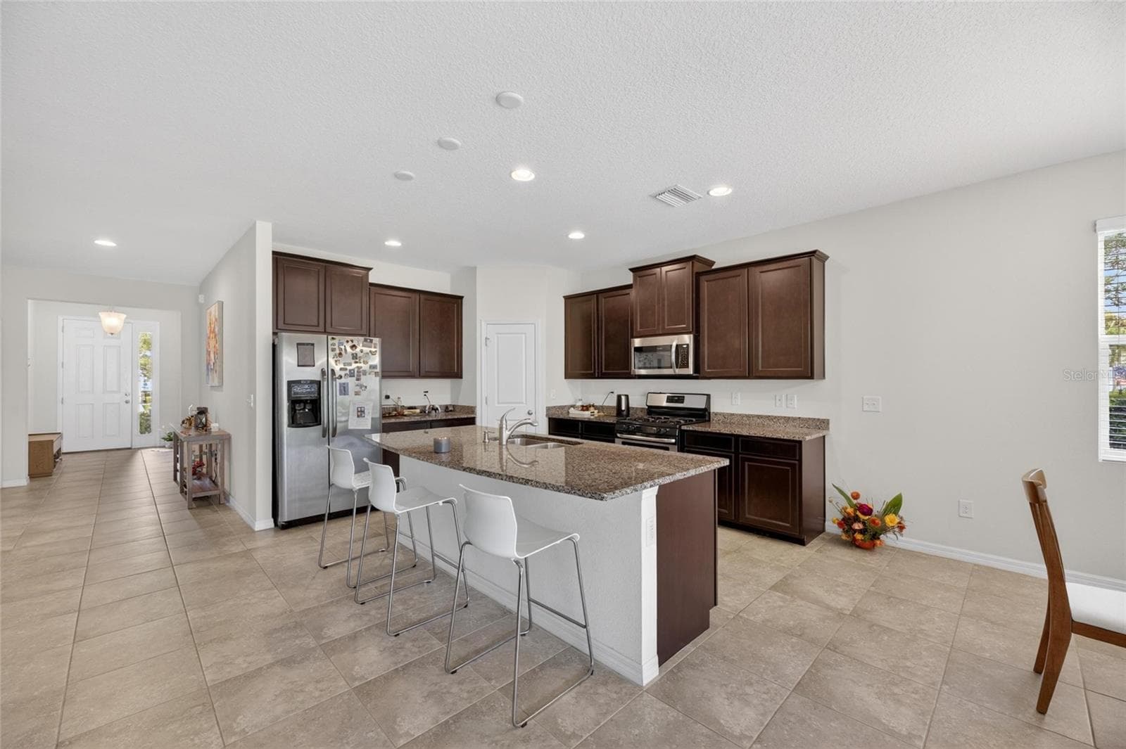 Kitchen View - 6309 SHADOWLAKE DR, APOLLO BEACH