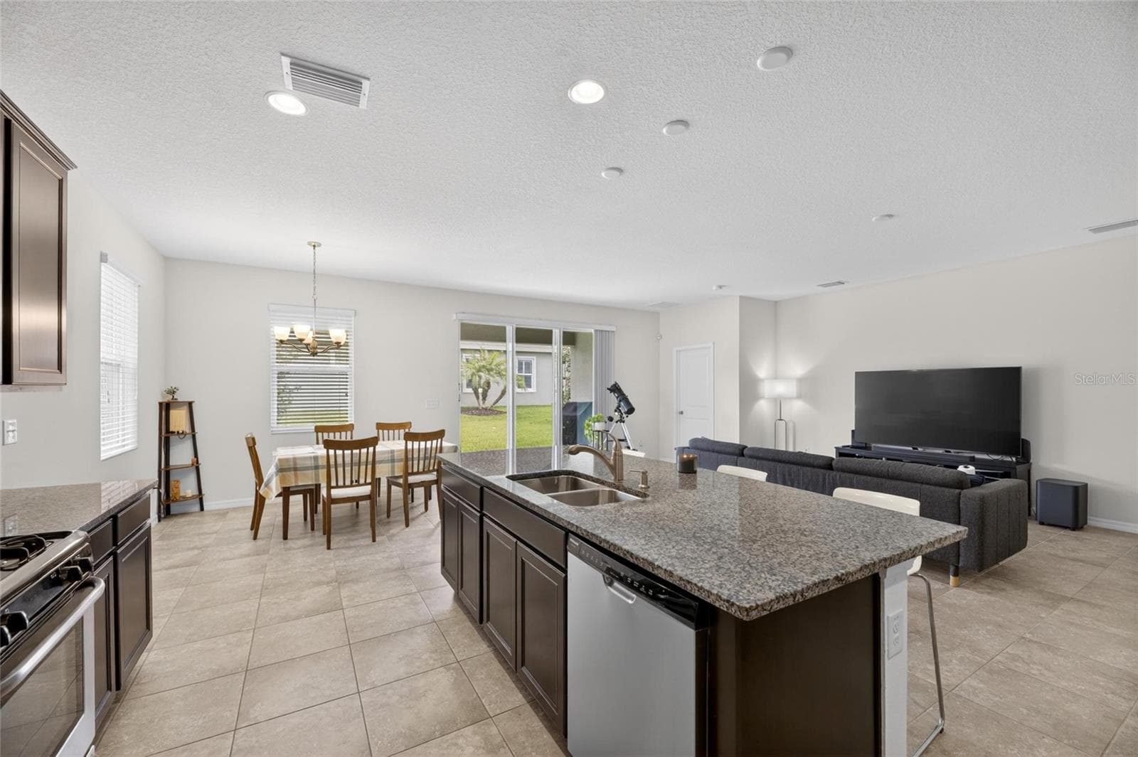 Kitchen - 6309 SHADOWLAKE DR, APOLLO BEACH