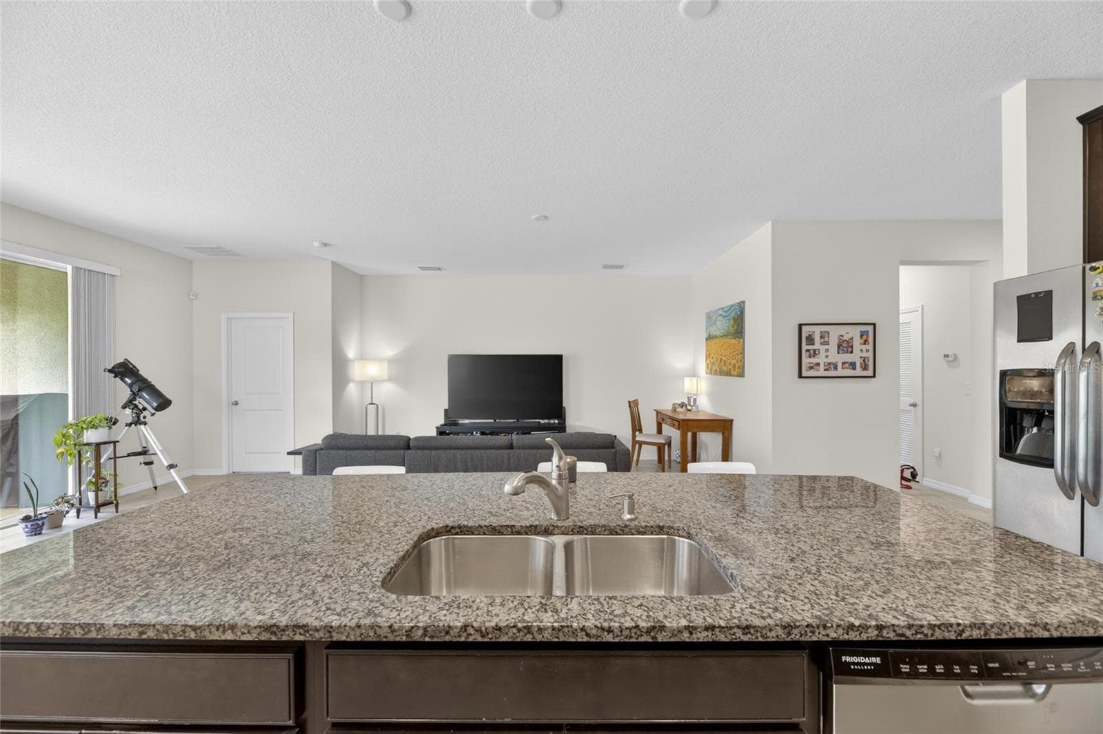 Single Family Residence at 6309 SHADOWLAKE DR, APOLLO BEACH, photo 16 of 64