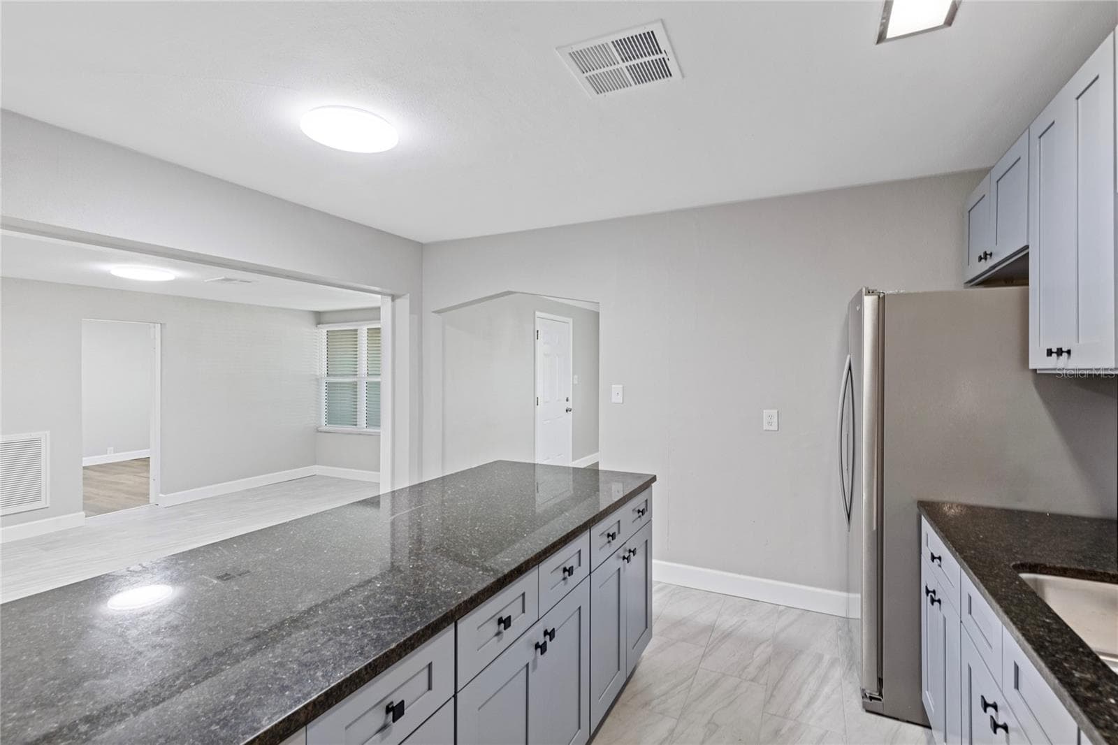 Single Family Residence at 804 S EVERGREEN AVE, CLEARWATER, photo 12 of 39