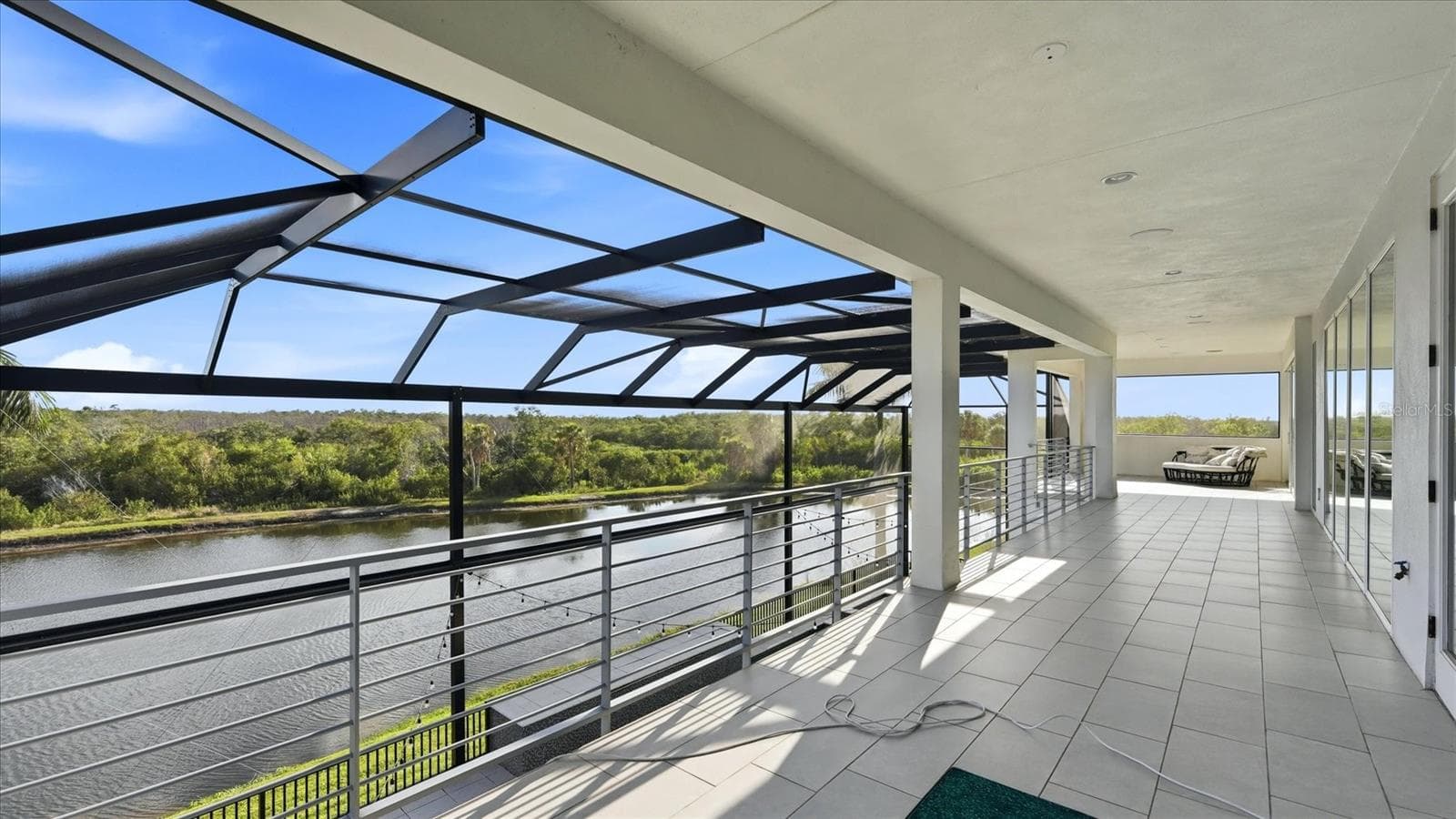 over 2000 of outdoor living spaces - 5708 INSPIRATION TER, BRADENTON