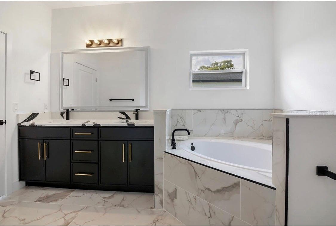 Bathroom 1 - 1231 DUNBAR AVE, SANFORD