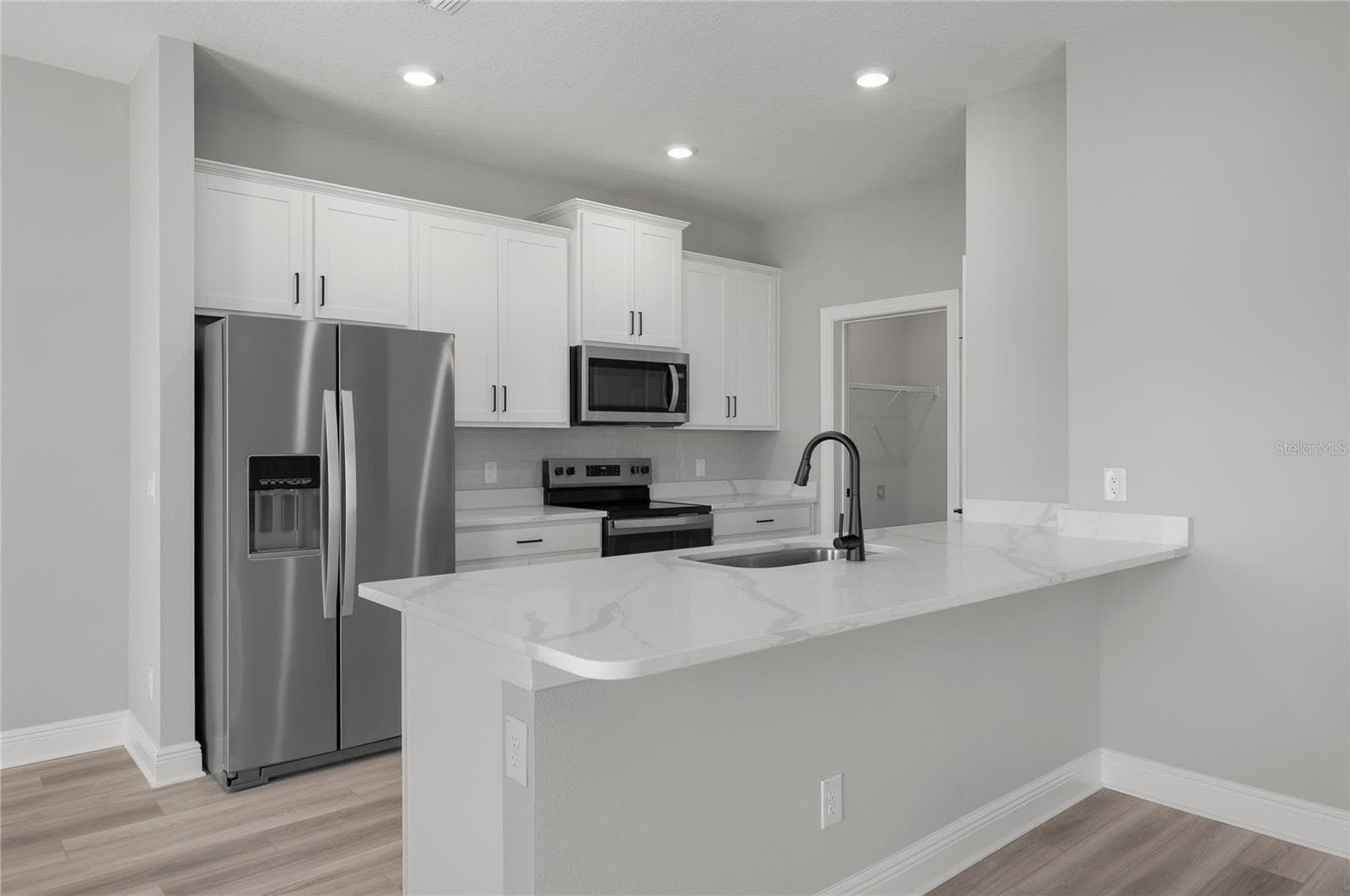 Single Family Residence at 3371 CHINOTTO DR, LAKE ALFRED, photo 5 of 33